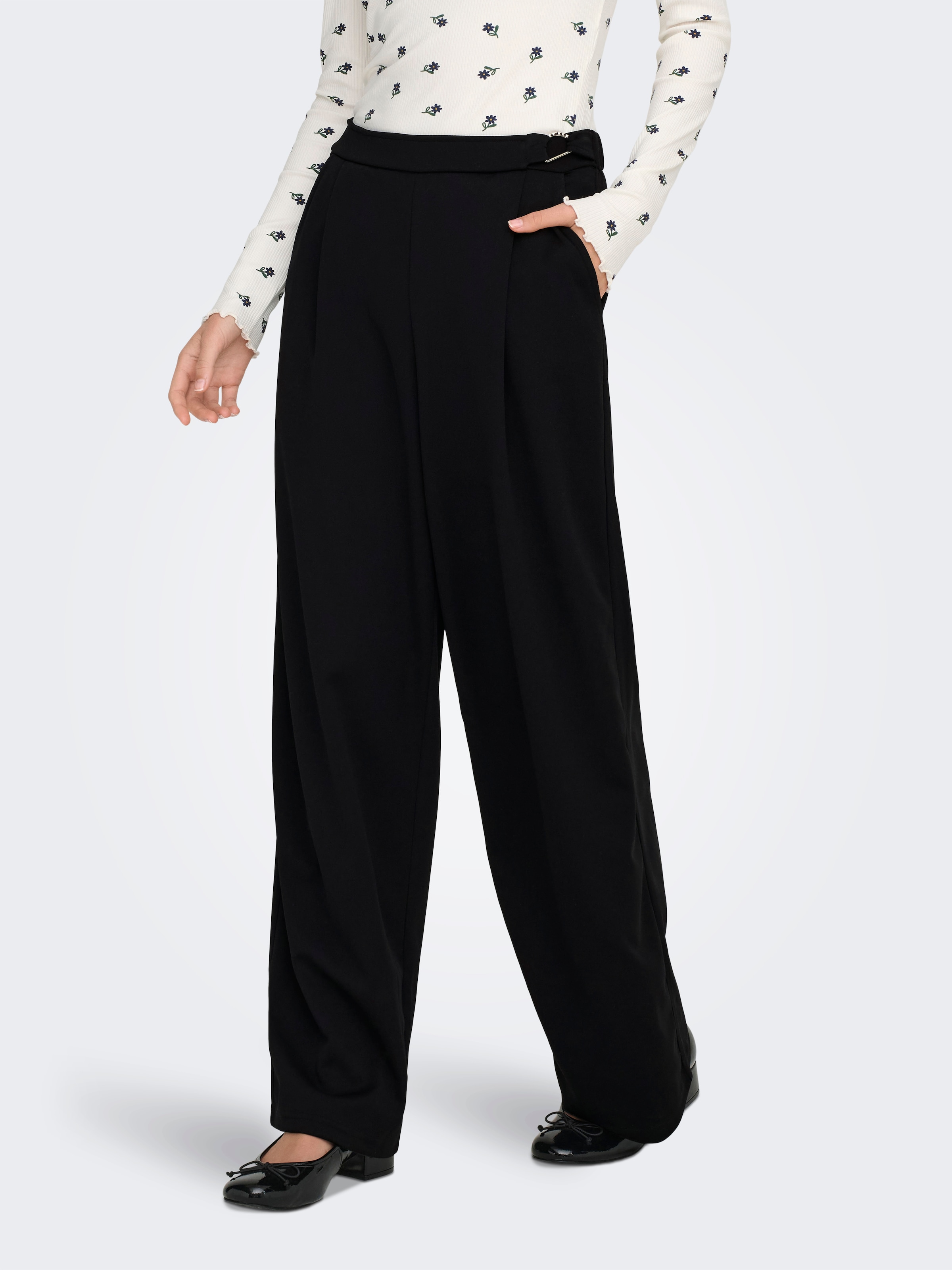 Image of ONLY Anzughose "ONLSANIA LIFE WIDE BUCKLE PANT JRS" Materialmix