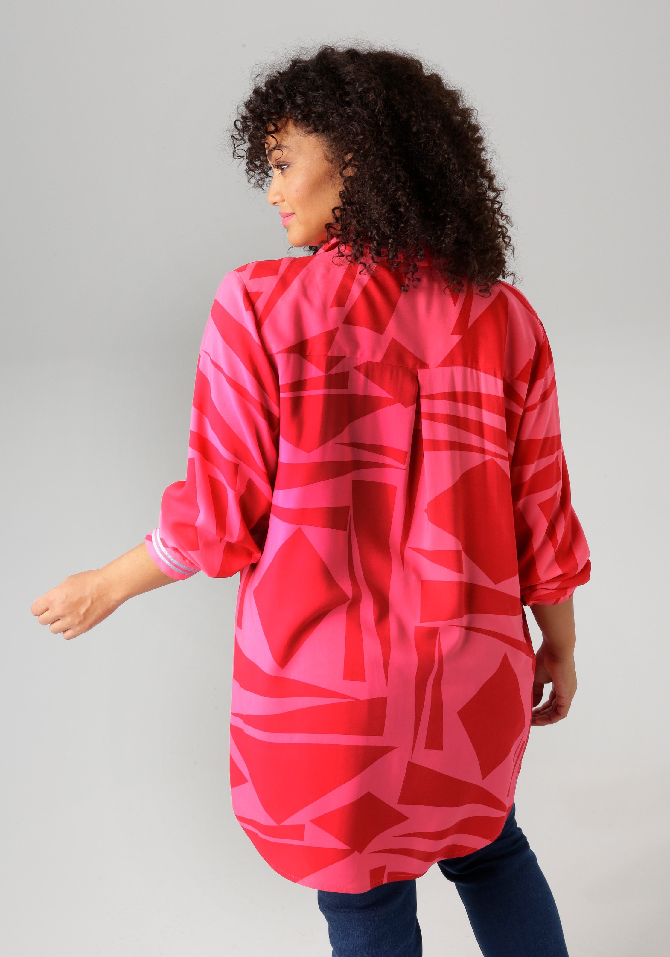 Aniston PLUS Longbluse, mit farbenfrohem, grossflächigem Druck