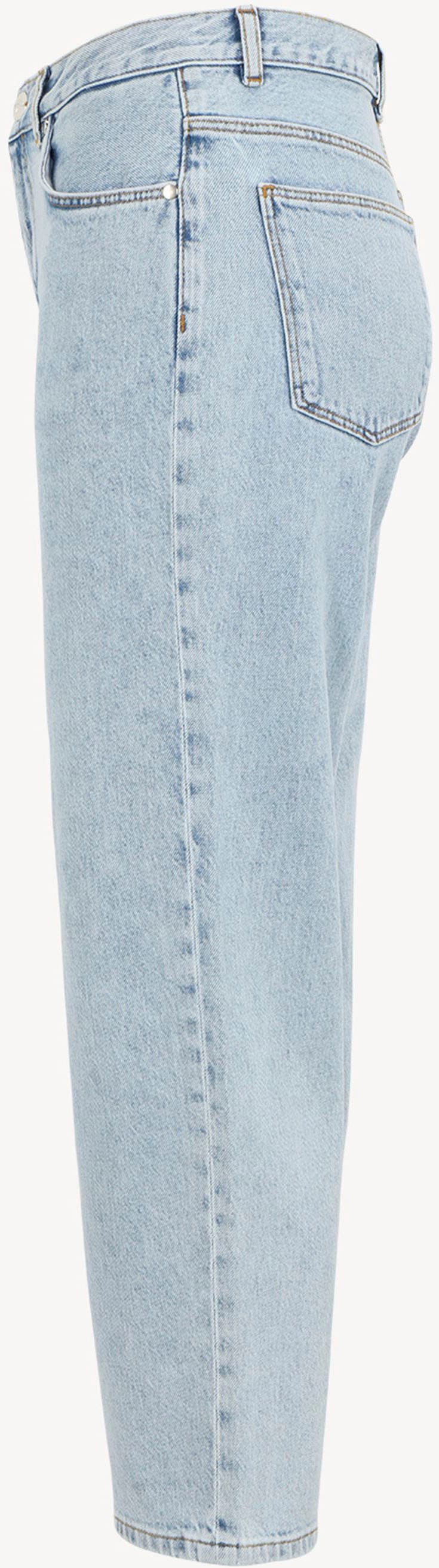 ♕ Tamaris Straight-Jeans, mit Logo-Badge KOLLEKTION kaufen - NEUE versandkostenfrei
