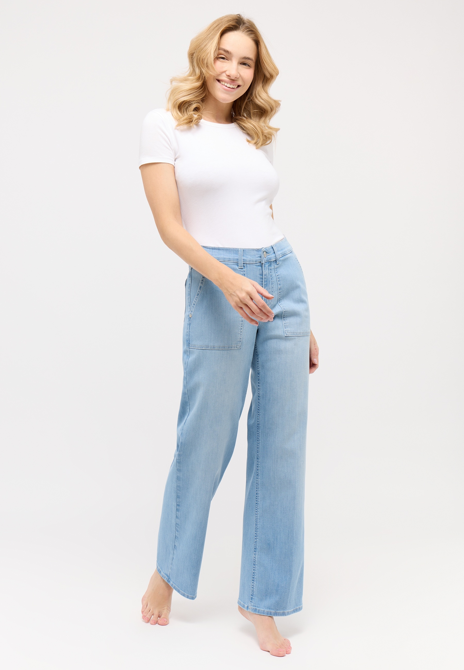 ANGELS Relax-fit-Jeans »LIZ WORKER« mit grossen Vordertaschen und Fade-Out Effekten