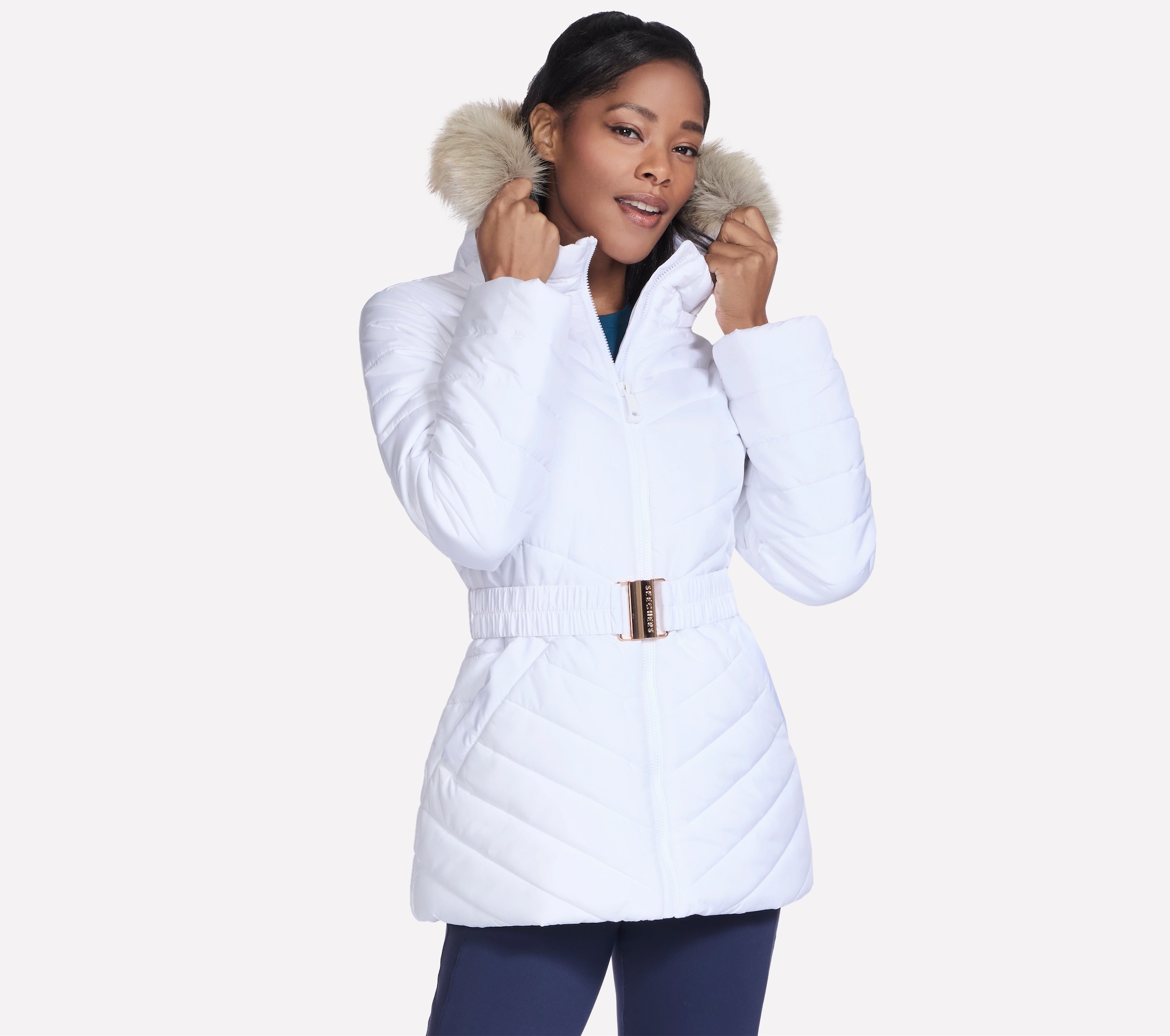 Skechers Veste d'hiver »ON-THE-GO BELTED PARKA« avec capuche avec ceinture, en matériau GO SHIELD™ Cozy Fit®