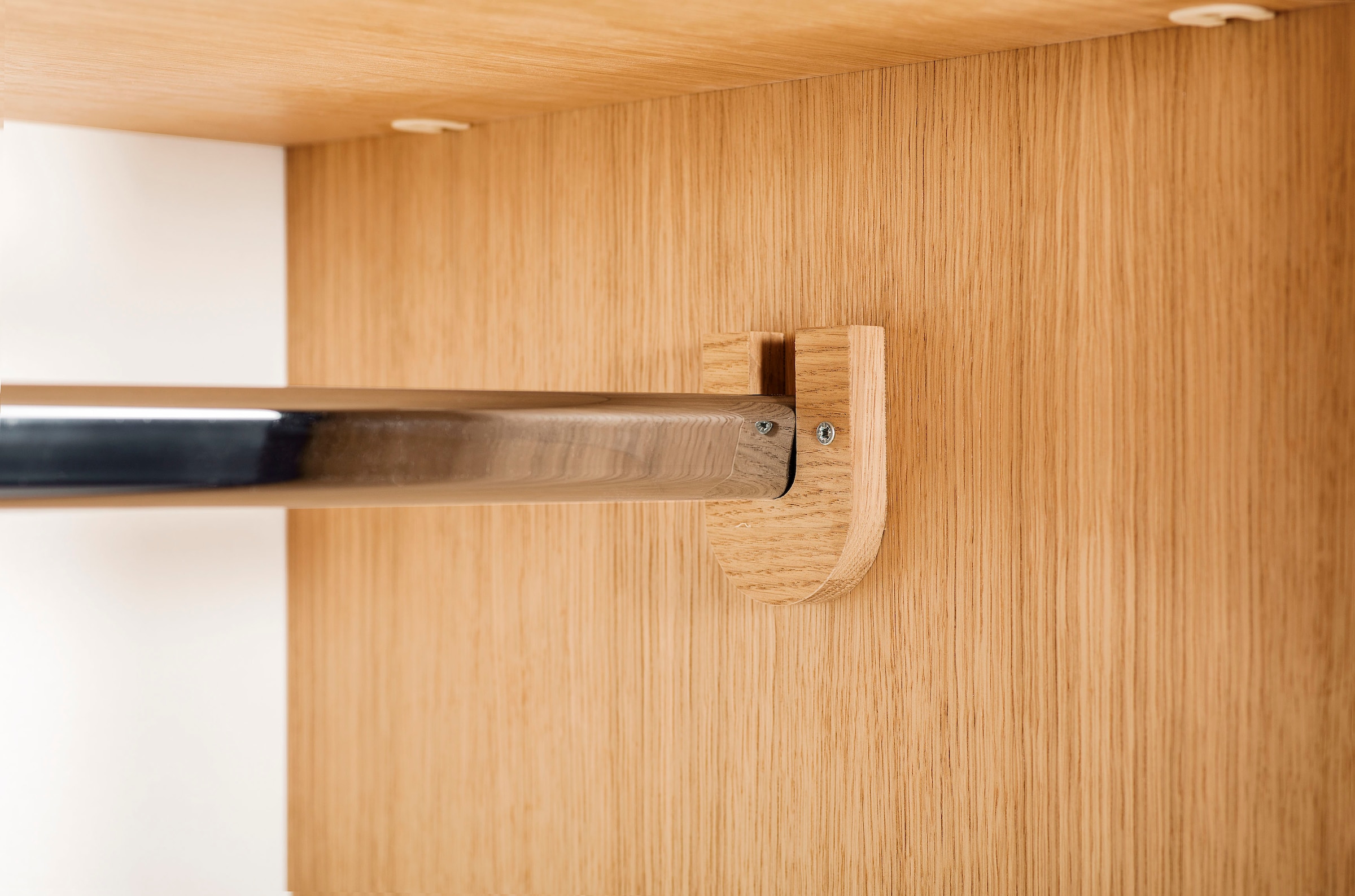 andas Kleiderschrank »Flora«, im schlichten skandinavischen Design