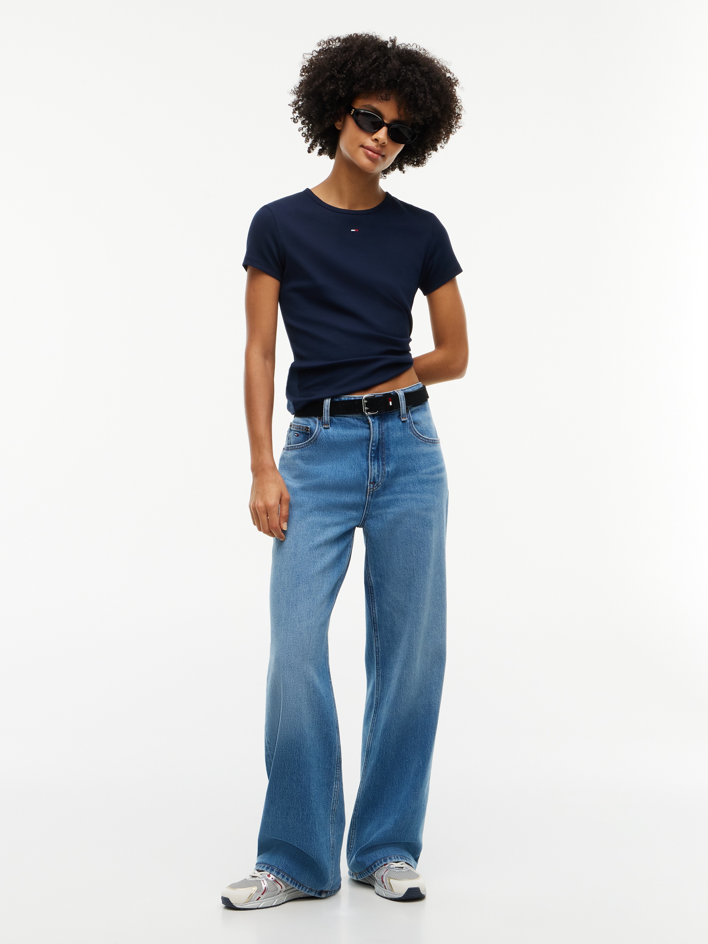 Tommy Jeans Jeans Relax-fit »MIA MID RELAXED STRAIGHT BJ0133« mélange coton, coupe décontractée