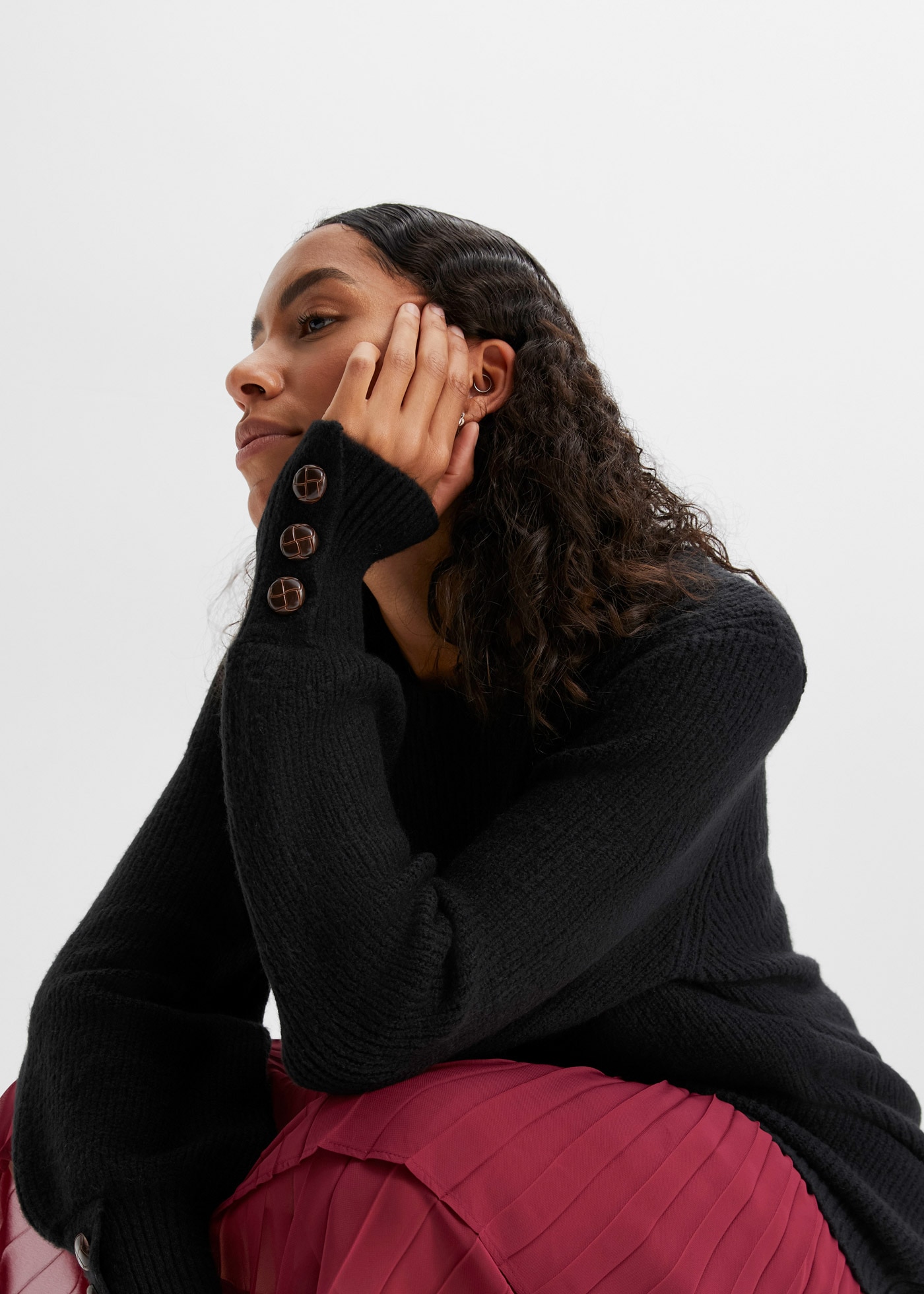 Image of bonprix Longpullover "Longpullover mit Knöpfen" mit dekorativen Knöpfen, mit Rundhalsausschnitt