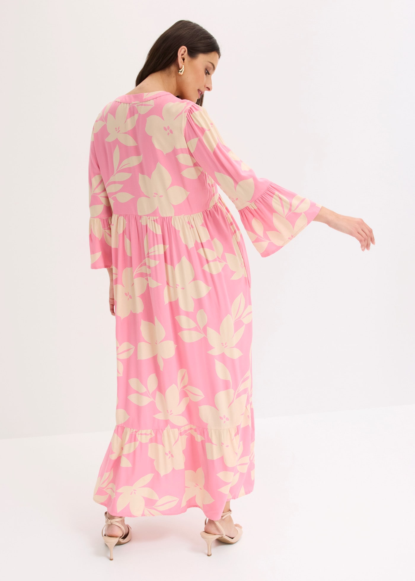 bonprix Maxikleid »Maxikleid aus fliessender Viskose« für modischen Auftritt, aus Viskose, A-Linie, 3/4-Ärmel
