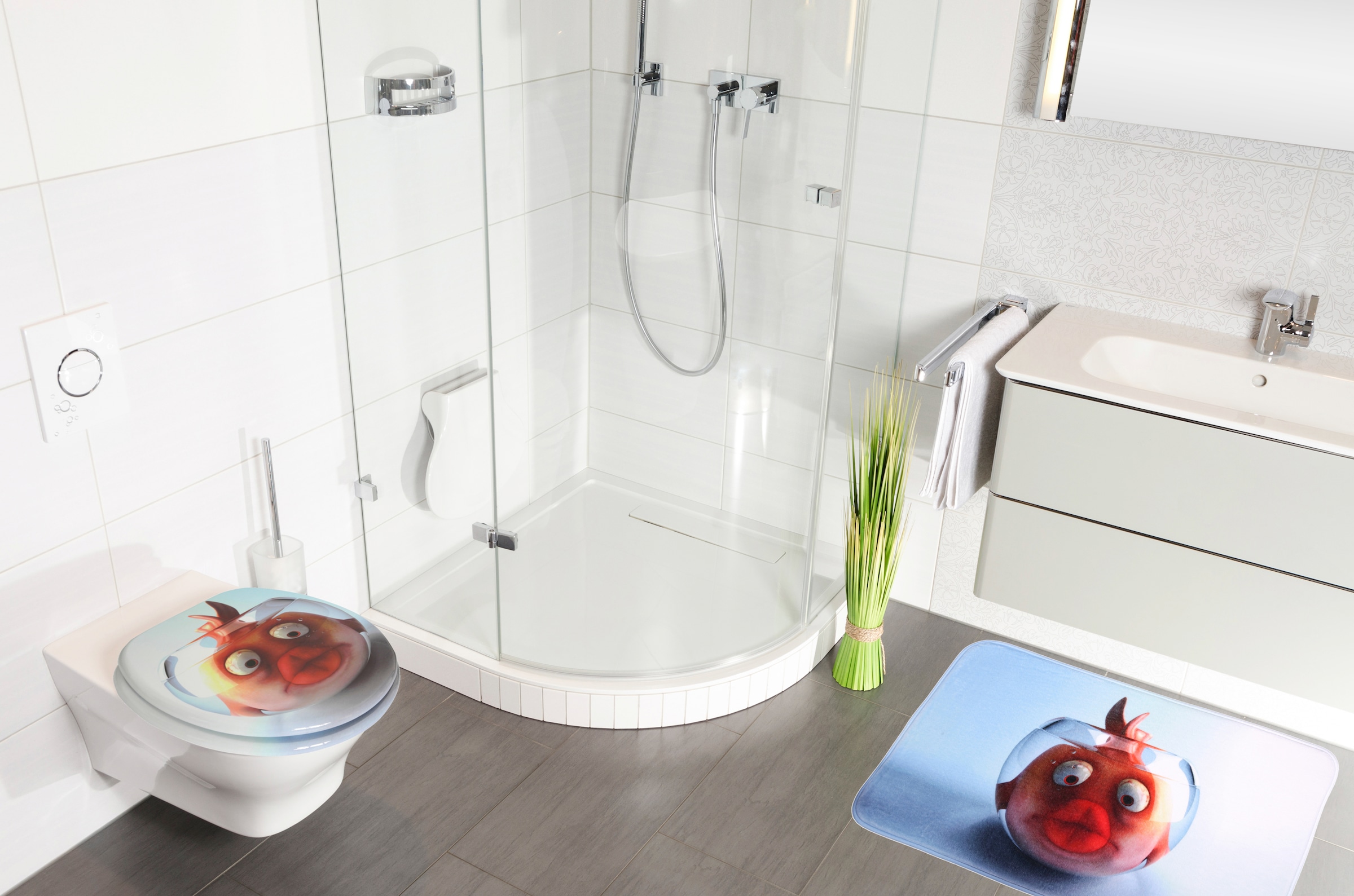 Sanilo Set d'accessoires de salle de bain »Goldfisch« bestehend aus WC-Sitz, Badteppich, Stöpsel, Seifenspender, WC-Bürste