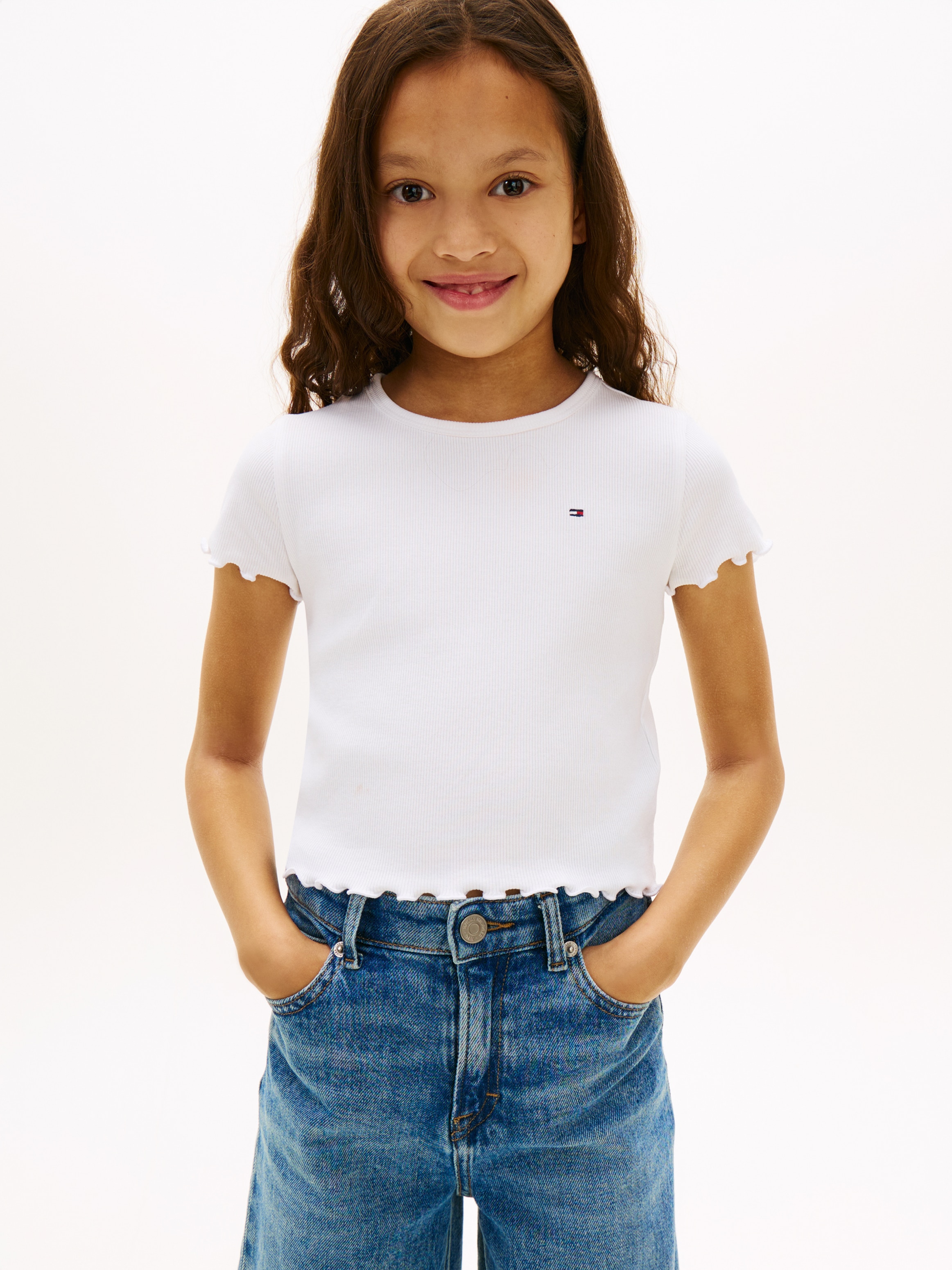 Tommy Hilfiger T-shirt »ESSENTIAL RIB TOP mit Babylock-Kanten und Stickerei« unifarben, casual, regular fit, Baumwollmix, Rundhals