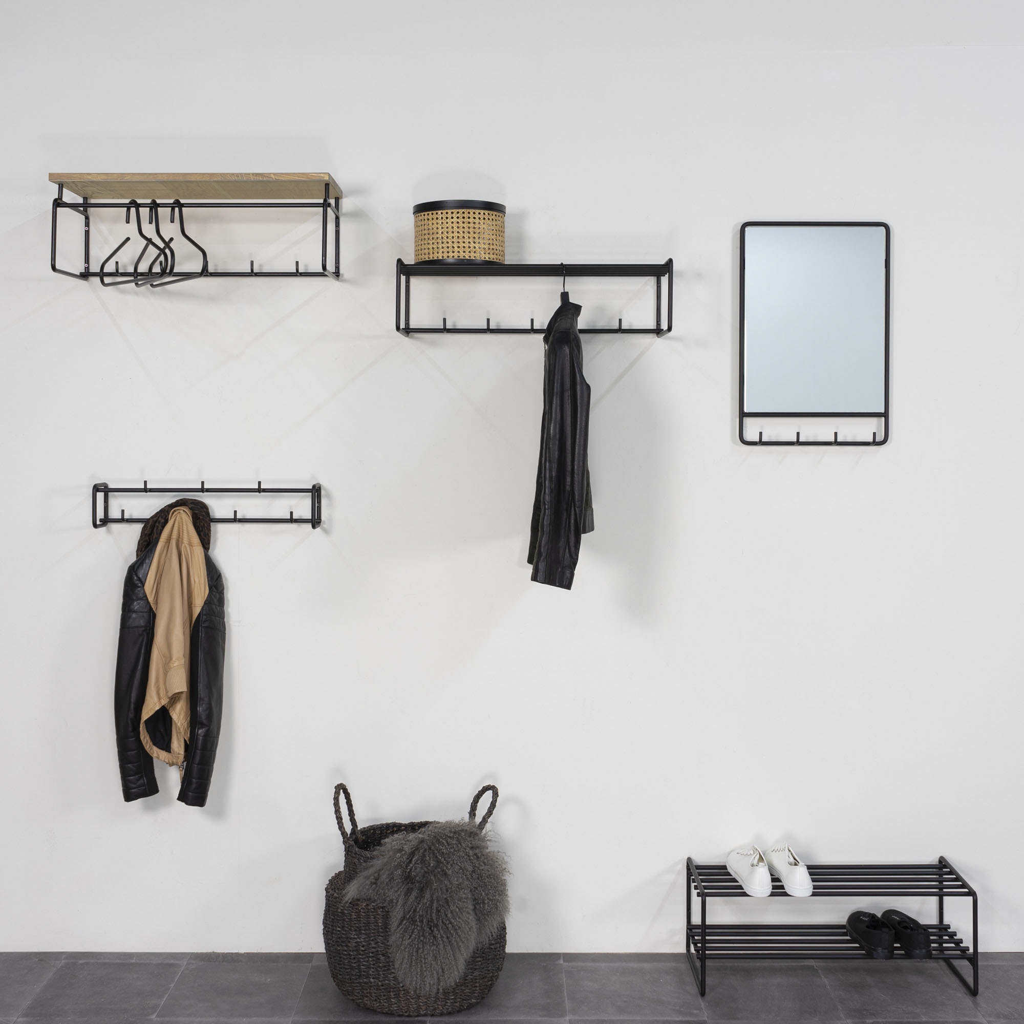 Spinder Design Barre de penderie »CLINT 1« porte-manteau mural mince et minimaliste en acier avec 8 crochets
