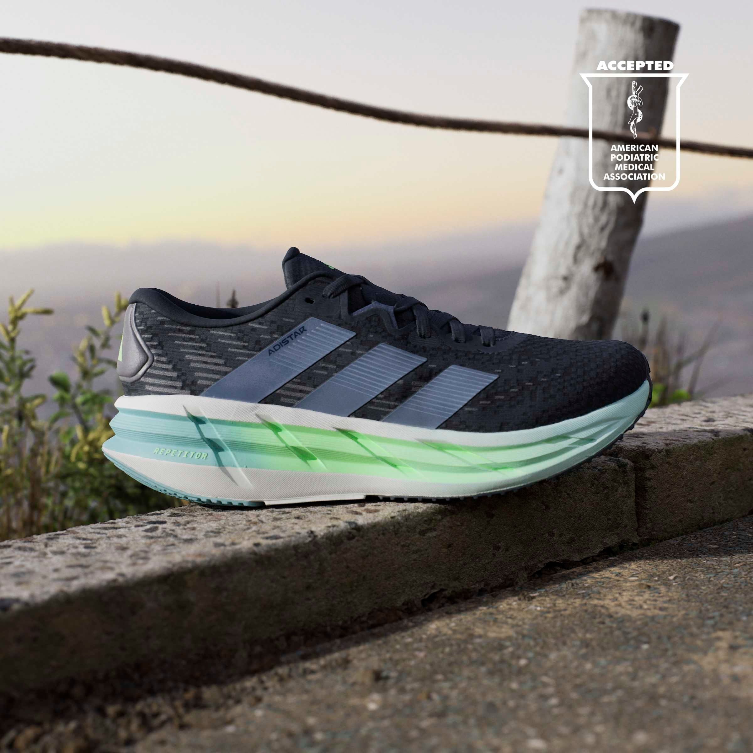 adidas Performance Chaussure de course »ADISTAR 4«