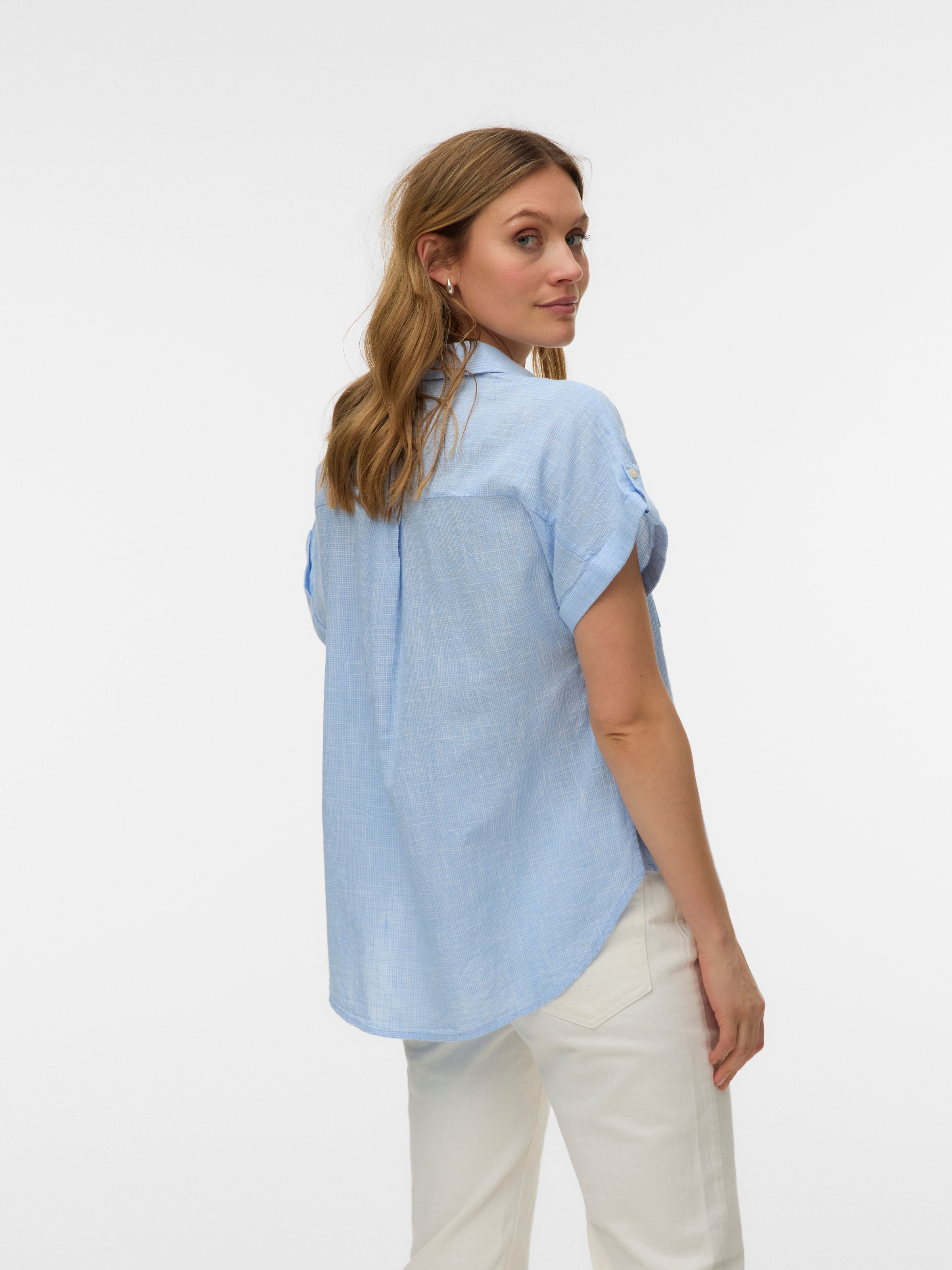 Vero Moda Blouse à manches courtes »VMTHILDE SS SHIRT WVN NOOS« coton, manches courtes avec patte, dos légèrement plus long que devant