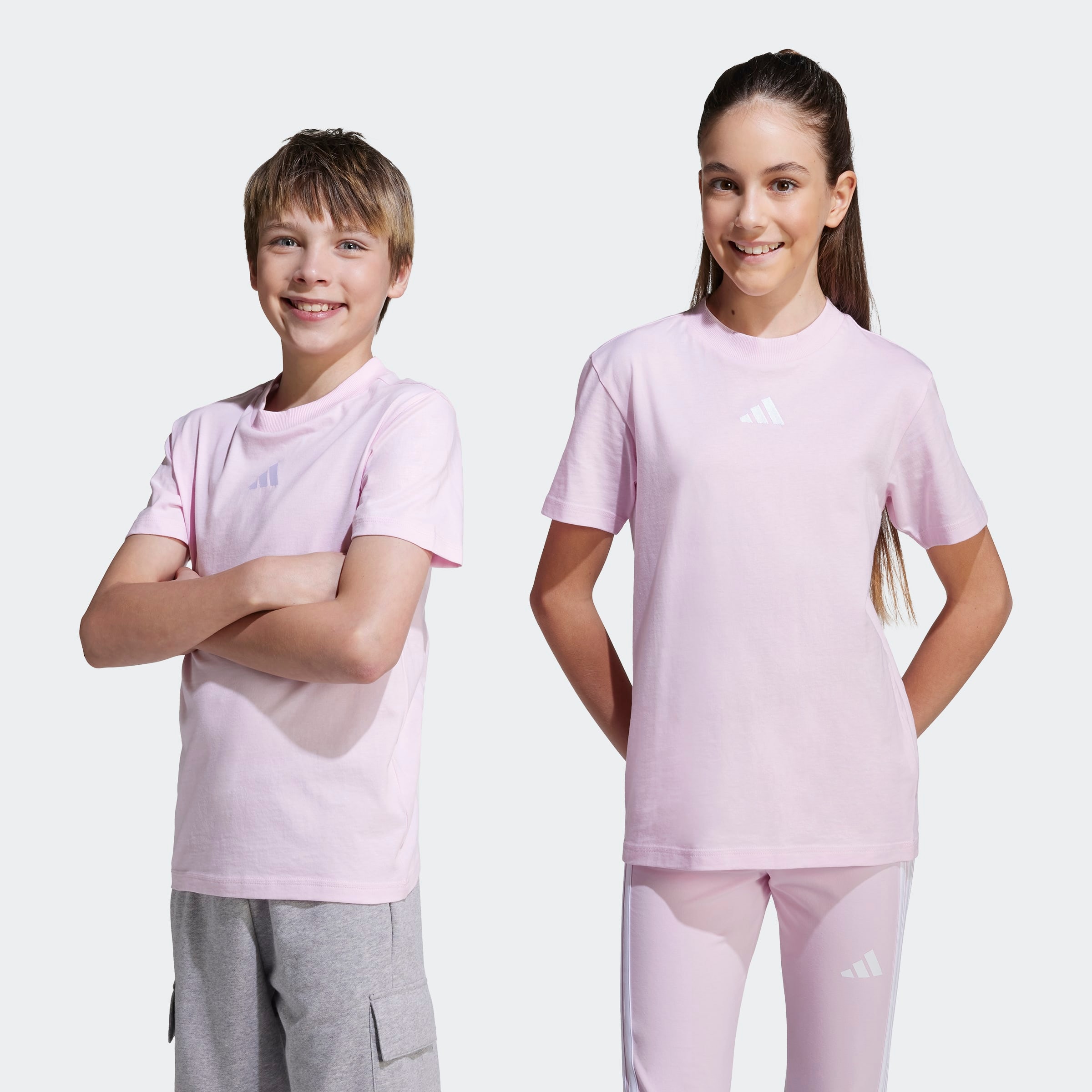 adidas Sportswear T-shirt »ESSENTIALS KIDS« für Kinder, mit Rundhalsausschnitt, ohne Verschluss, pflegeleicht