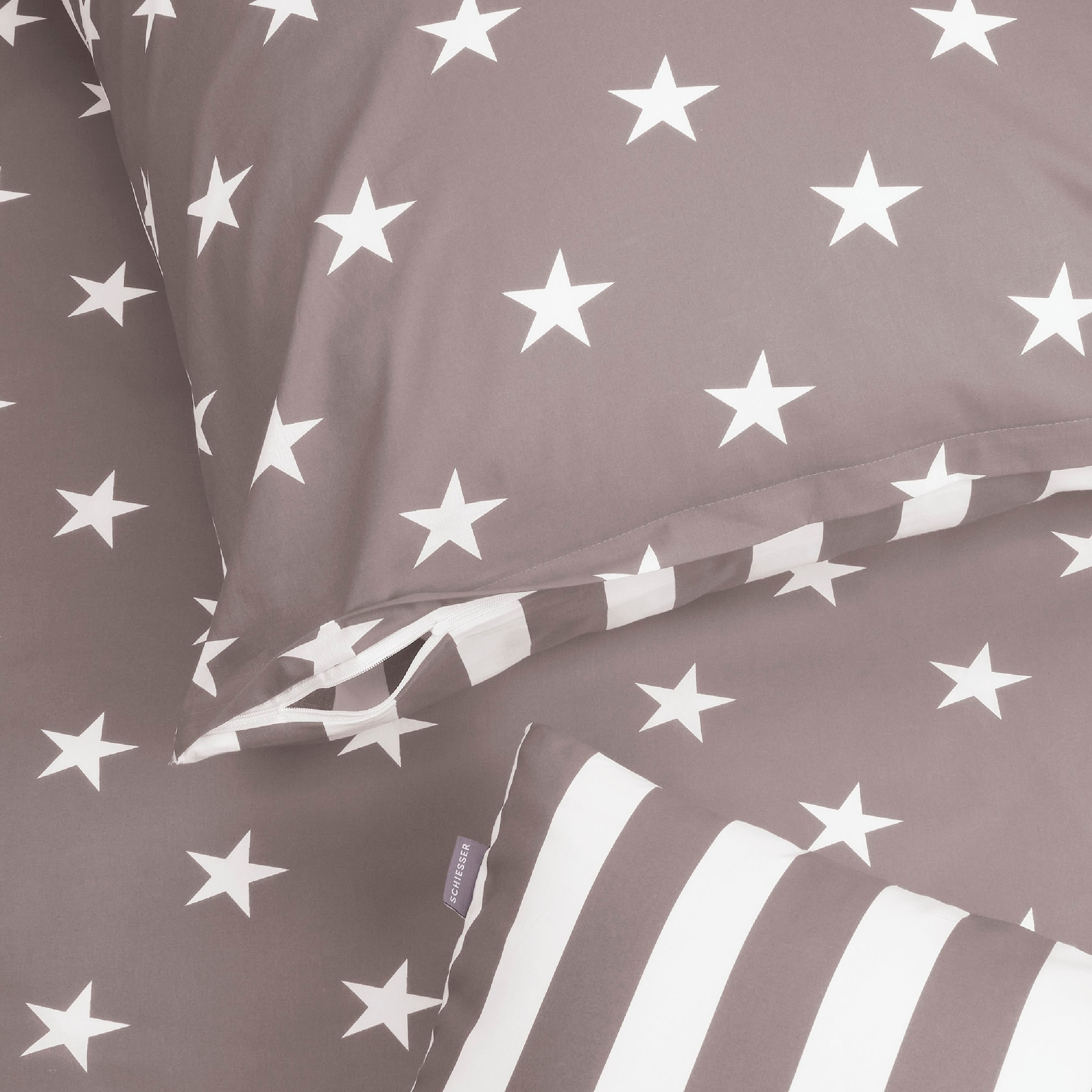 Schiesser Wendebettwäsche »Stars & Stripes aus weicher Baumwolle mit Sternenprint«, MADE IN GREEN by OEKO-TEX®-zertifiziert