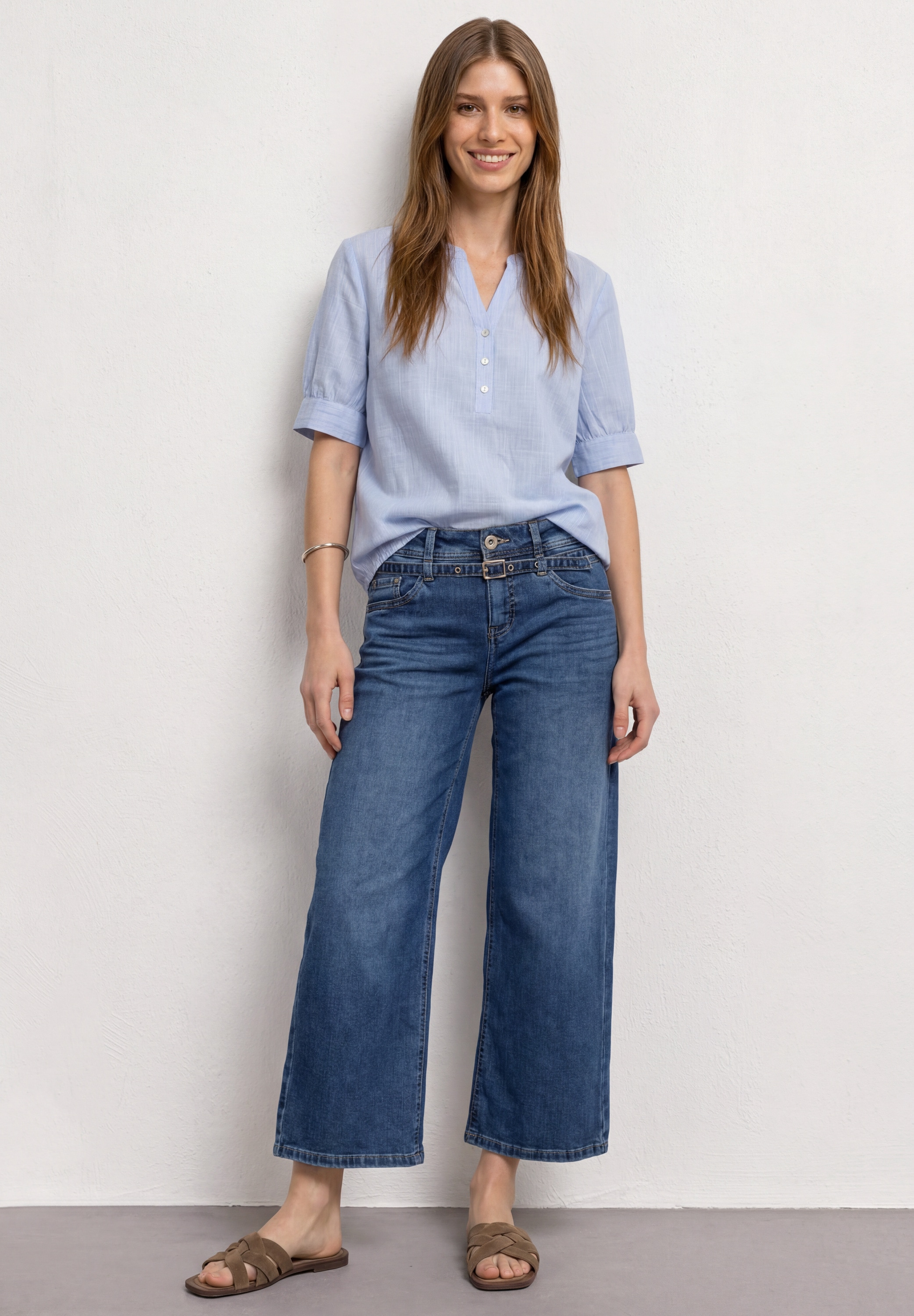 STREET ONE Blouse à manches courtes blouse en chambray avec encolure fendue et ourlet élastique