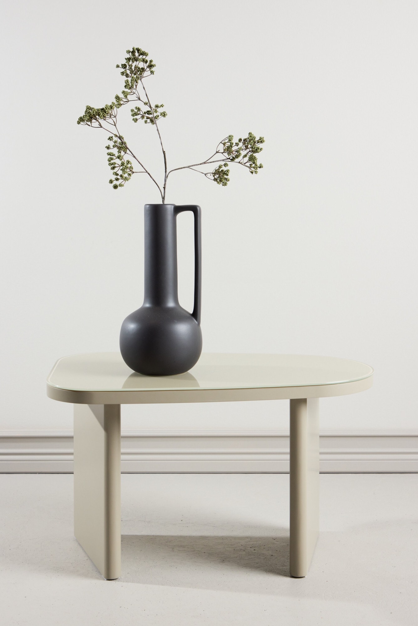 Image of Venture Home Beistelltisch "Grönvik, ovaler Beistelltisch 70 × 45 cm mit Glasplatte in Beige" Ablagetisch, Glas transparent, MDF-Gestell beige, oval, dekorativ