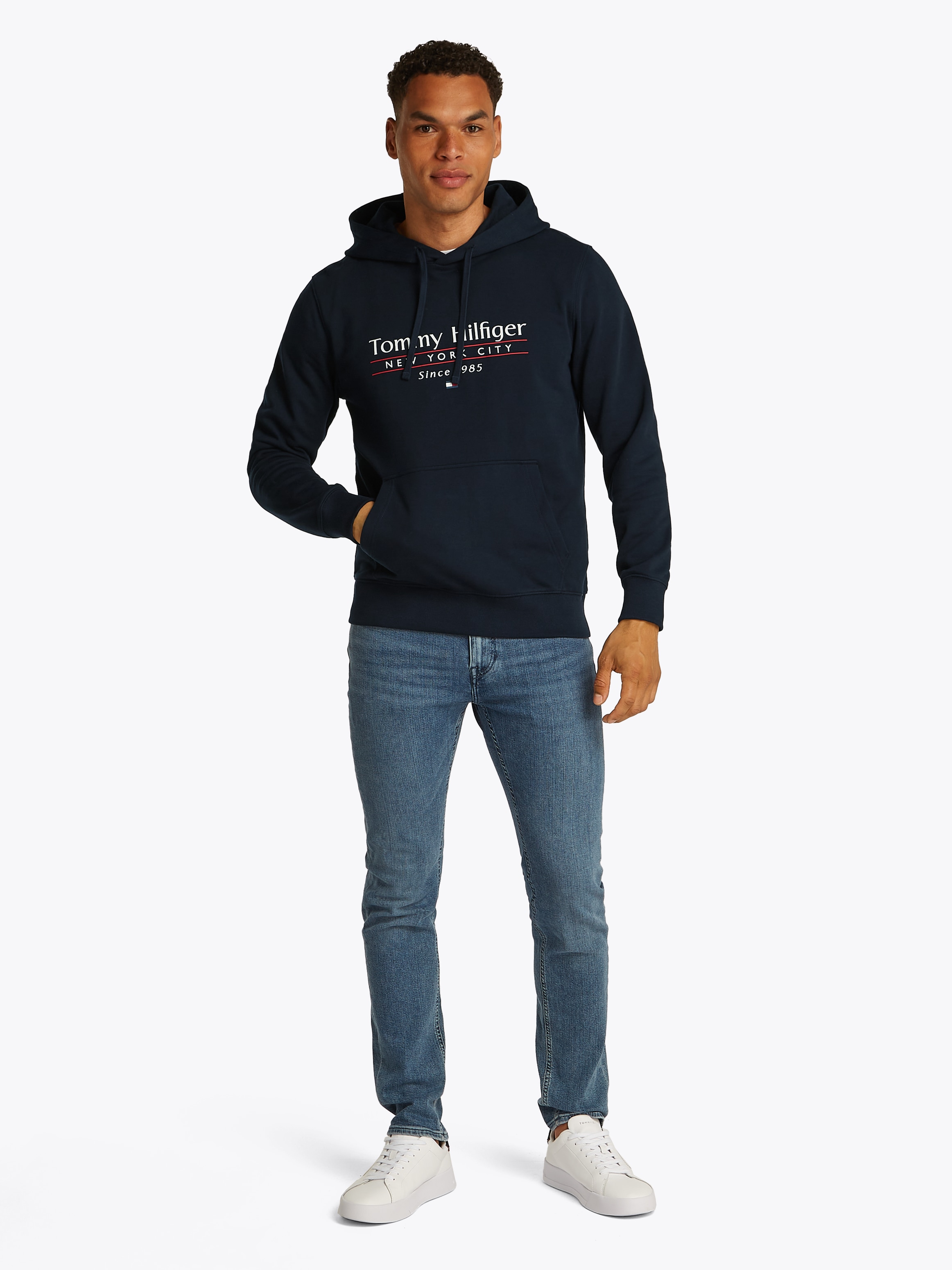 Tommy Hilfiger Hoodie »HILFIGER CENTER STACK HOODY«, mit grossem mehrfarbigen Print