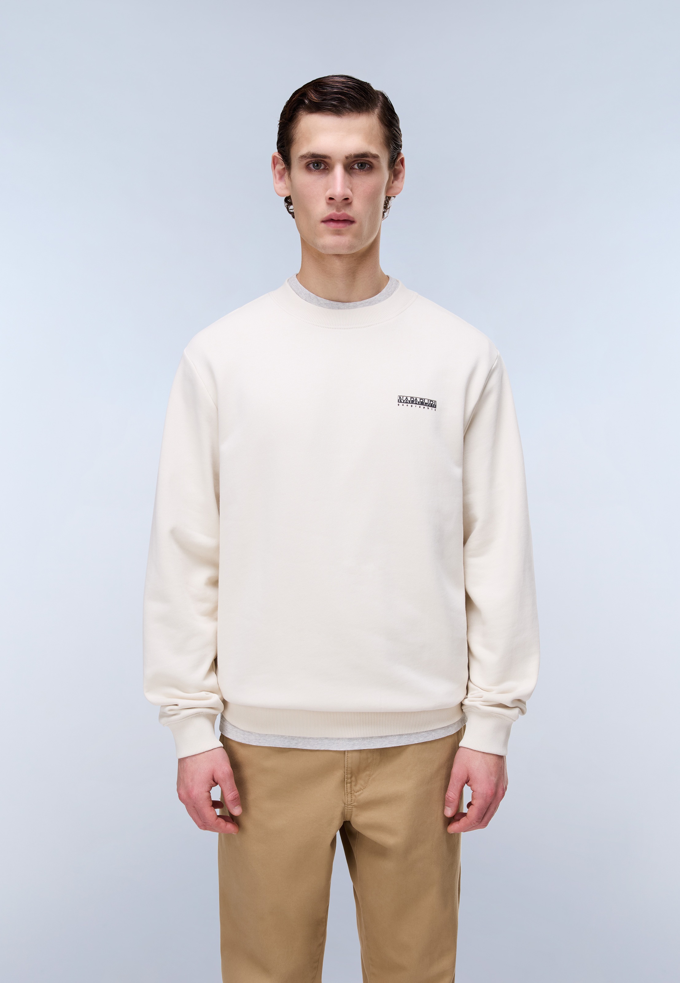 Napapijri Sweatshirt »B-SMALL BOX C BEIGE DIMITY«, sportlicher Stil, mit Rundhalsausschnitt, ohne Verschluss
