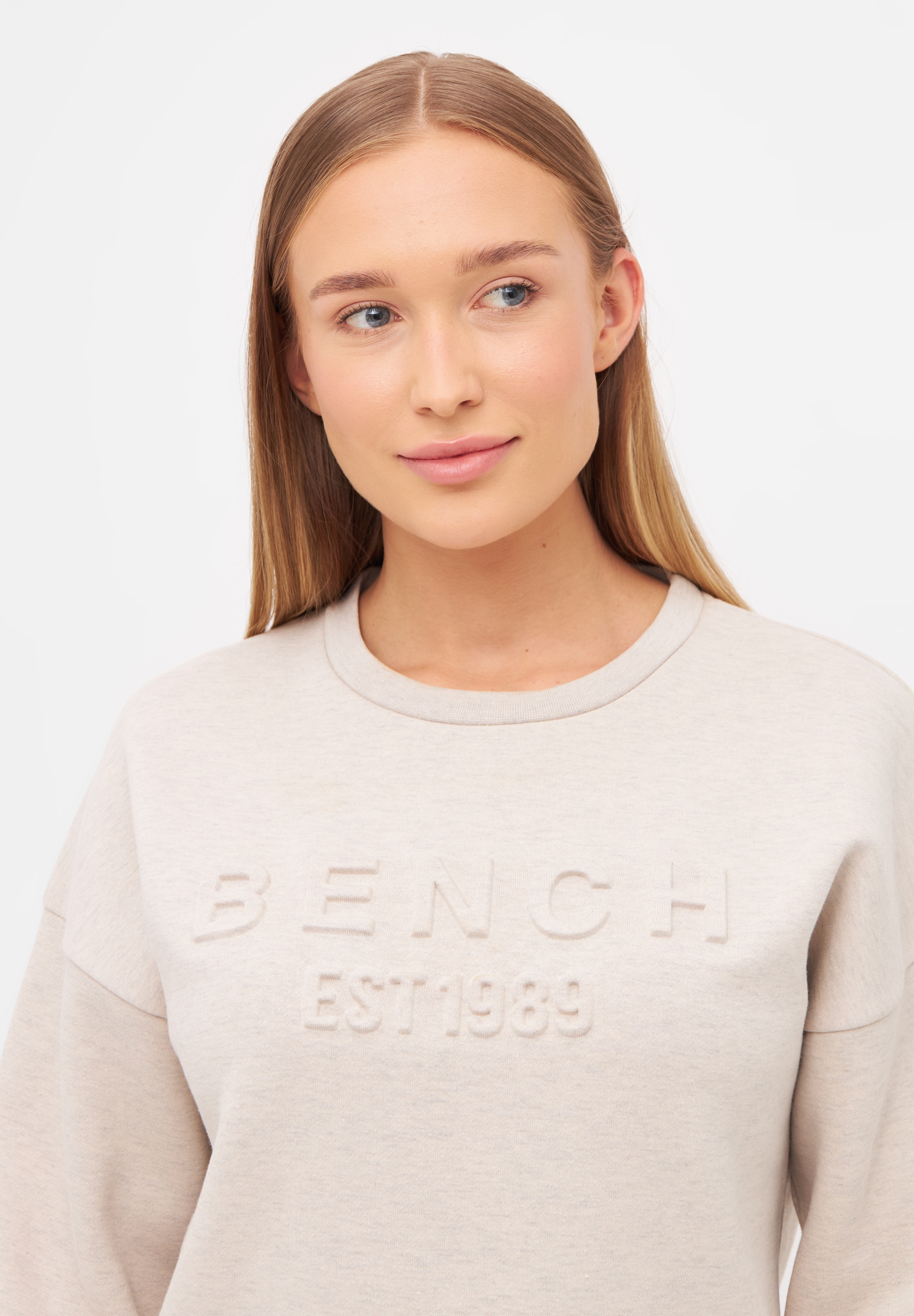 Bench. Sweatshirt »AVYANNA«