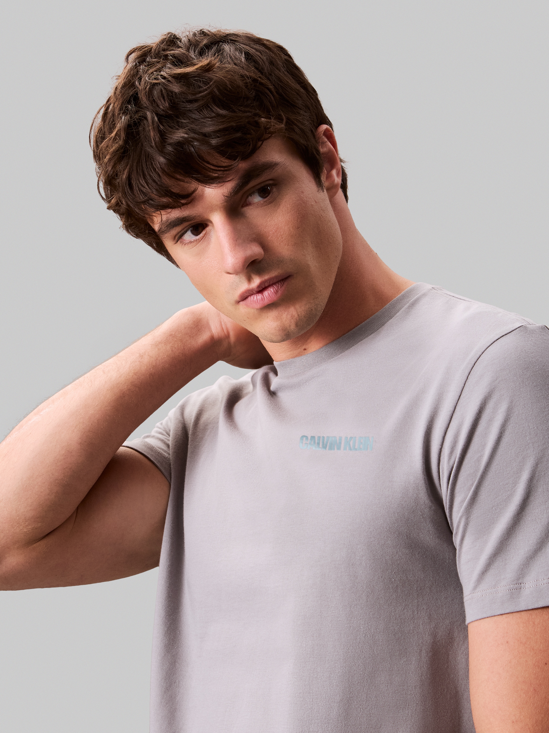 Calvin Klein Jeans T-Shirt »SS 30s E WRD STRTCH«, mit grossem Logodruck auf dem Rücken