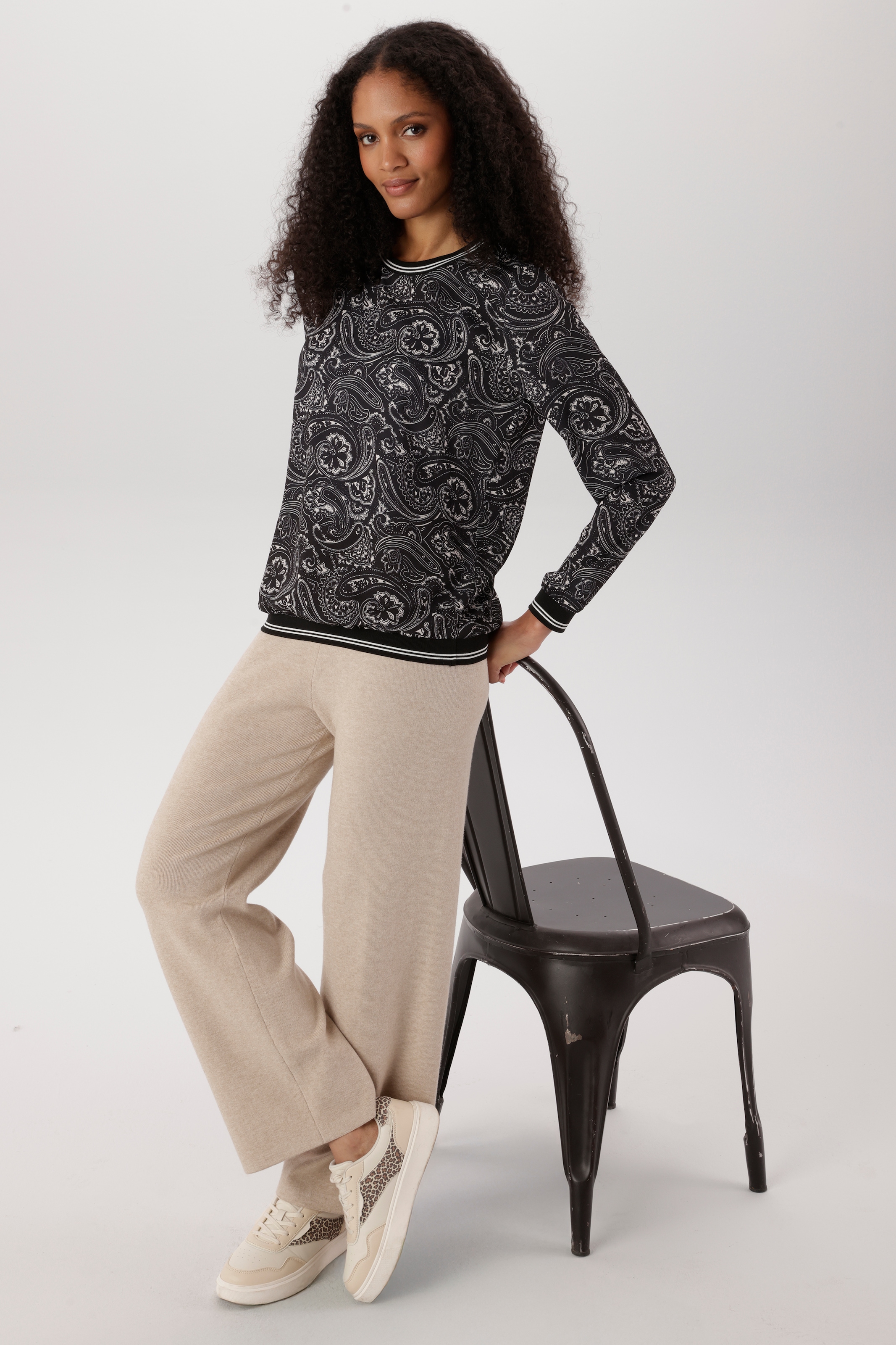 Aniston SELECTED Chemisier à chemise avec bord-côtes rayés et motif ornemental intégral - NOUVELLE COLLECTION