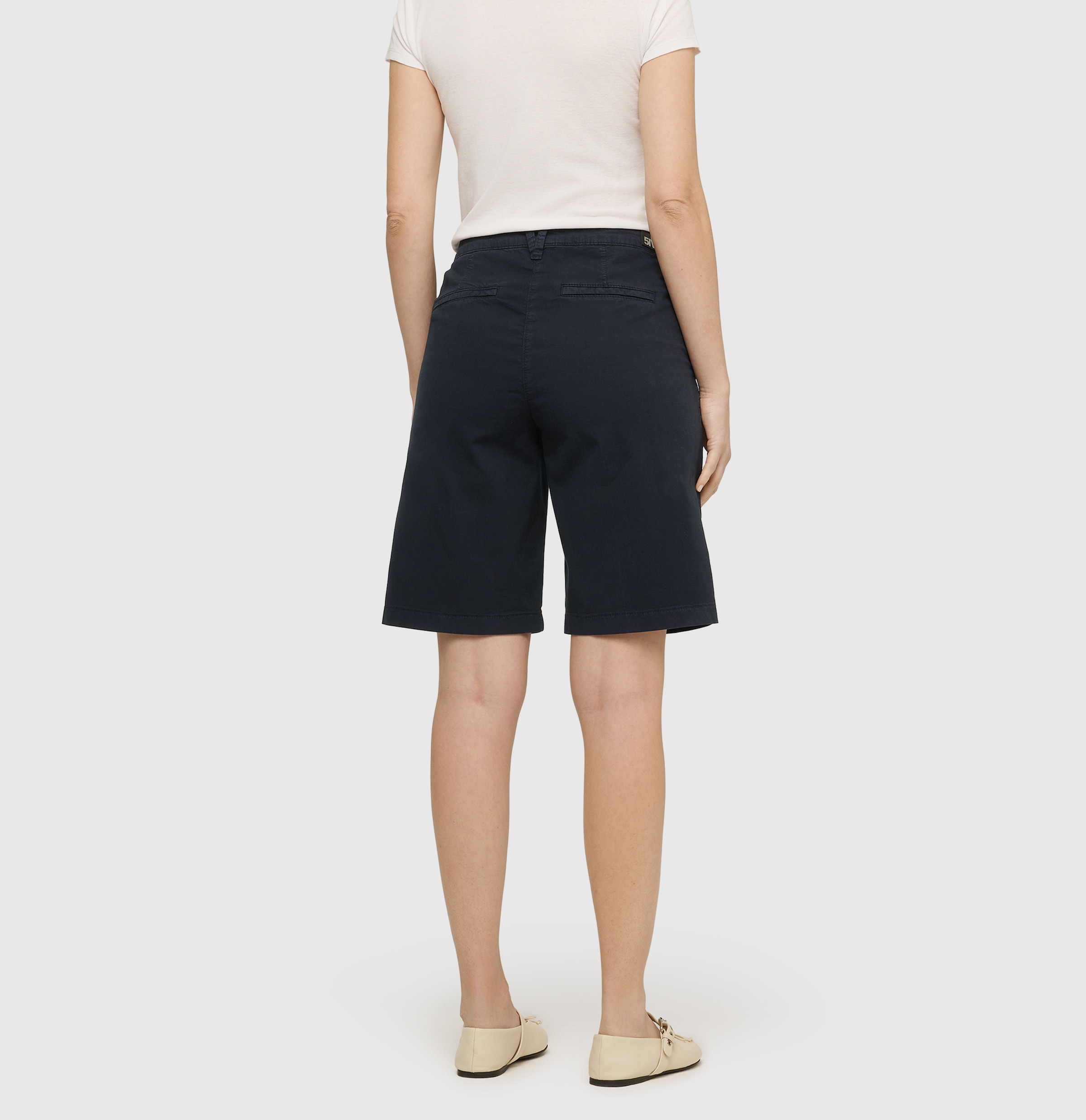 MAC Bermuda »CHINO Bermuda«  jambe large, avec foulard décoratif