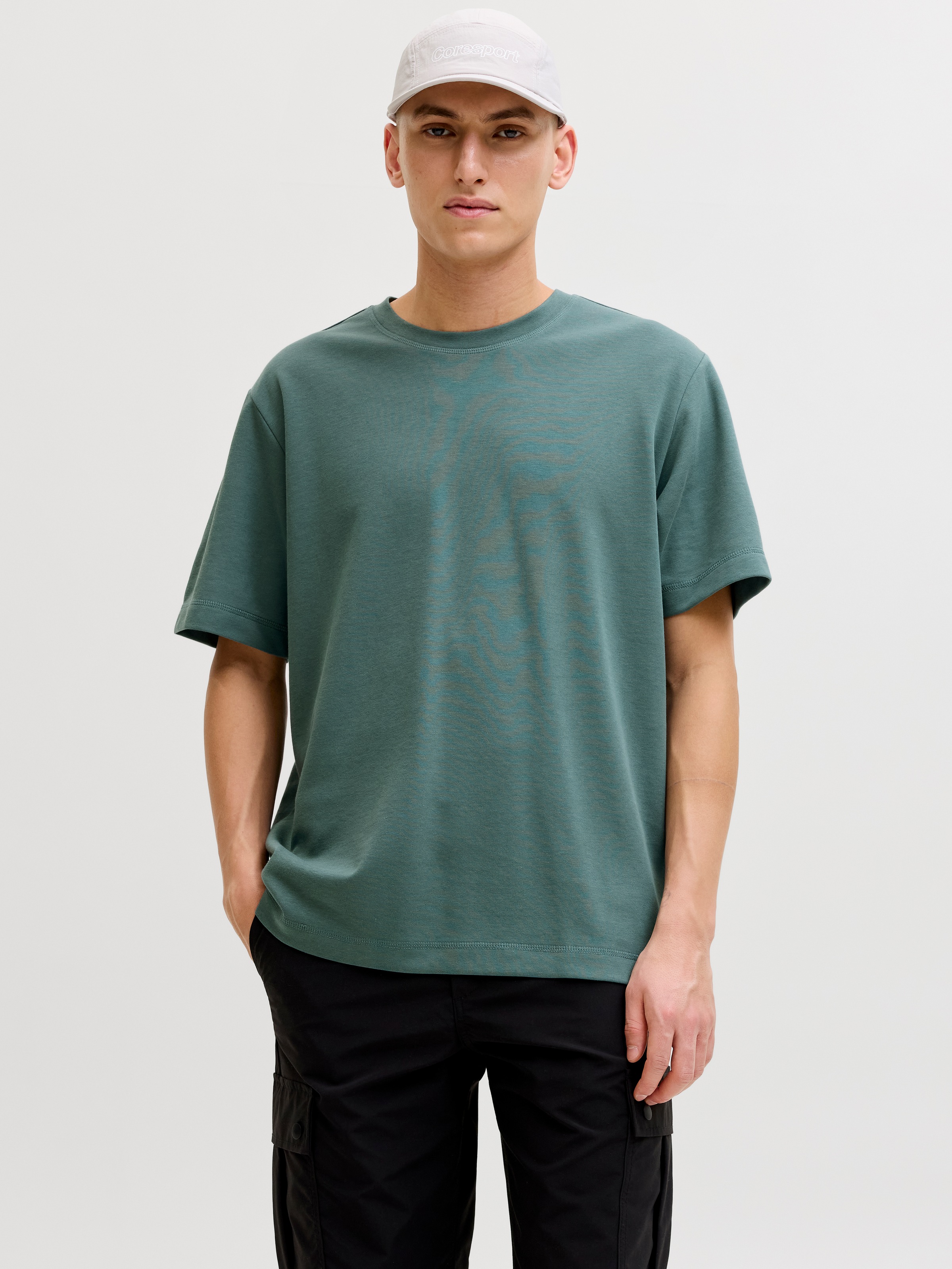 Image of Jack & Jones T-Shirt "JCOFUSION BADGE TEE SS CREW NECK"