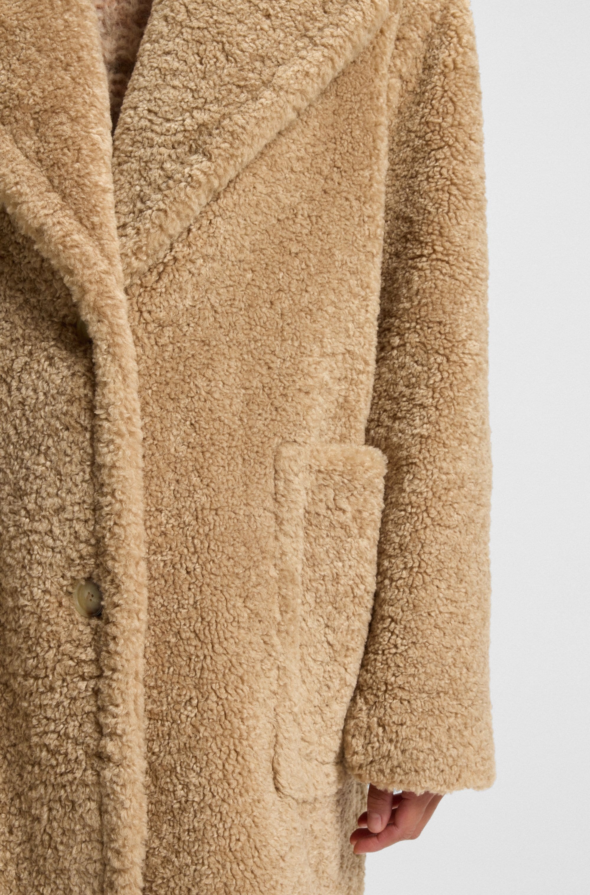 BOSS ORANGE Manteau court »Catedy Premium Damenmode« aus softem Teddy, Relaxed Fit