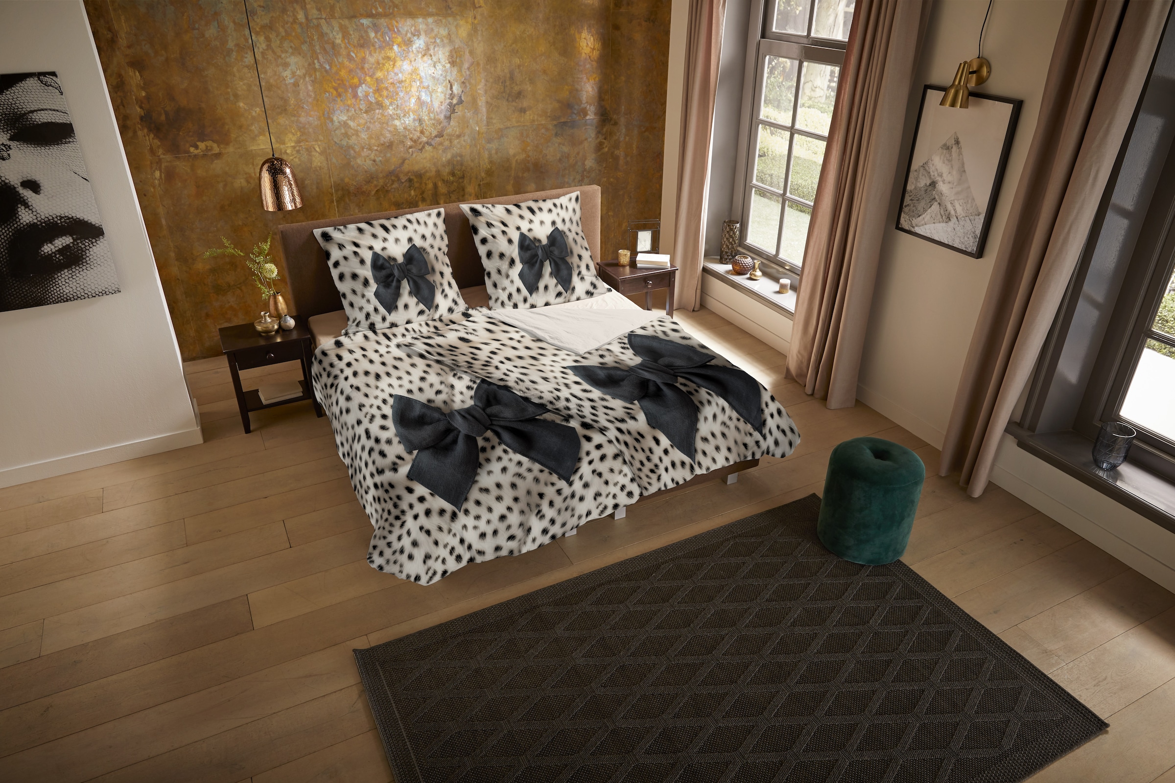 PURE luxury collection Wendebettwäsche »Ragna«, Mikrofaser, Pflegeleicht, Reissverschluss, Wendeoptik, Schleife leopard