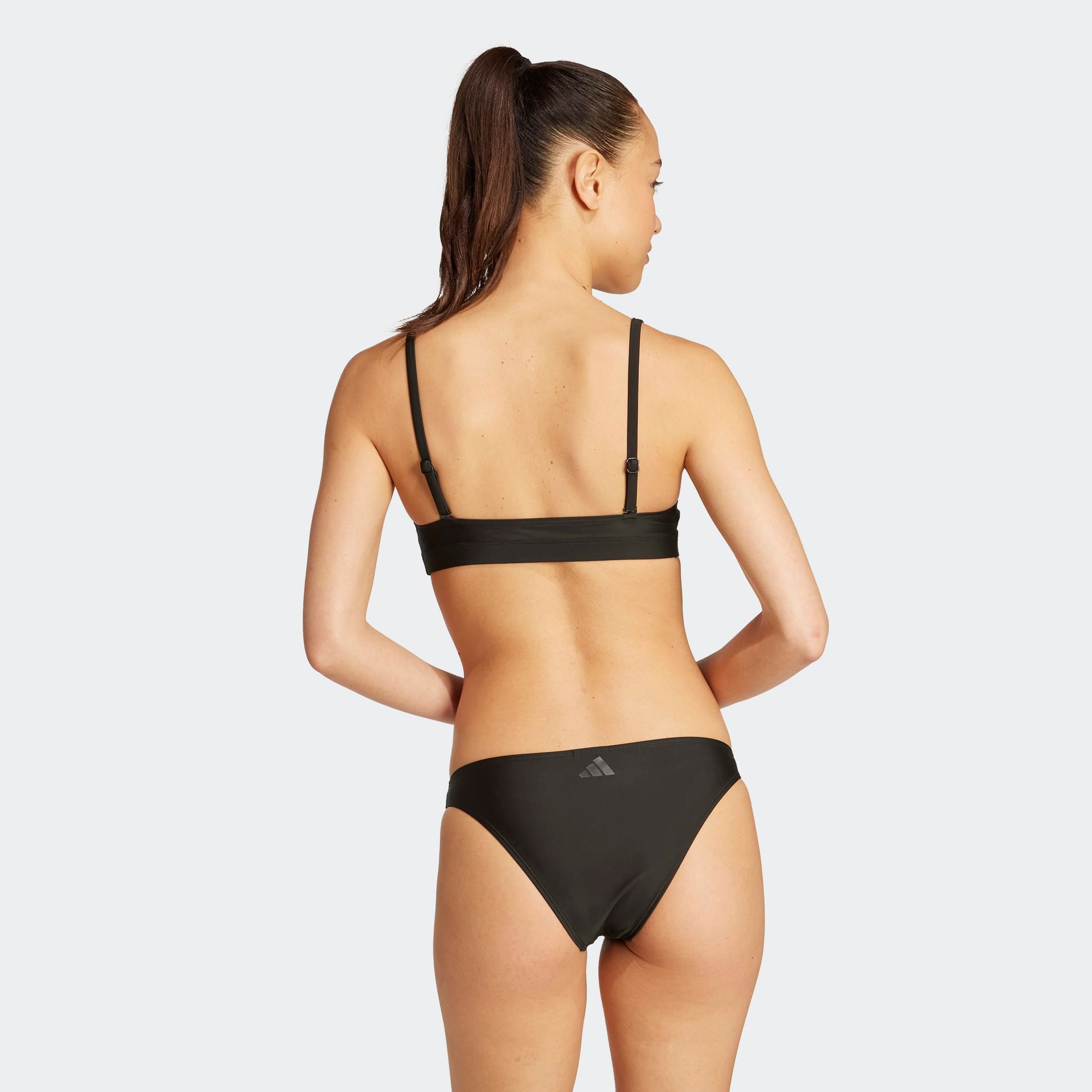 adidas Performance Bikini bustier »TRIANGLE BIKINI SET MIT 2-WEGE-VERSTELLBAREN TRÄGERN« avec coussinet amovible, bretelles dorsales réglables en 2 sens
