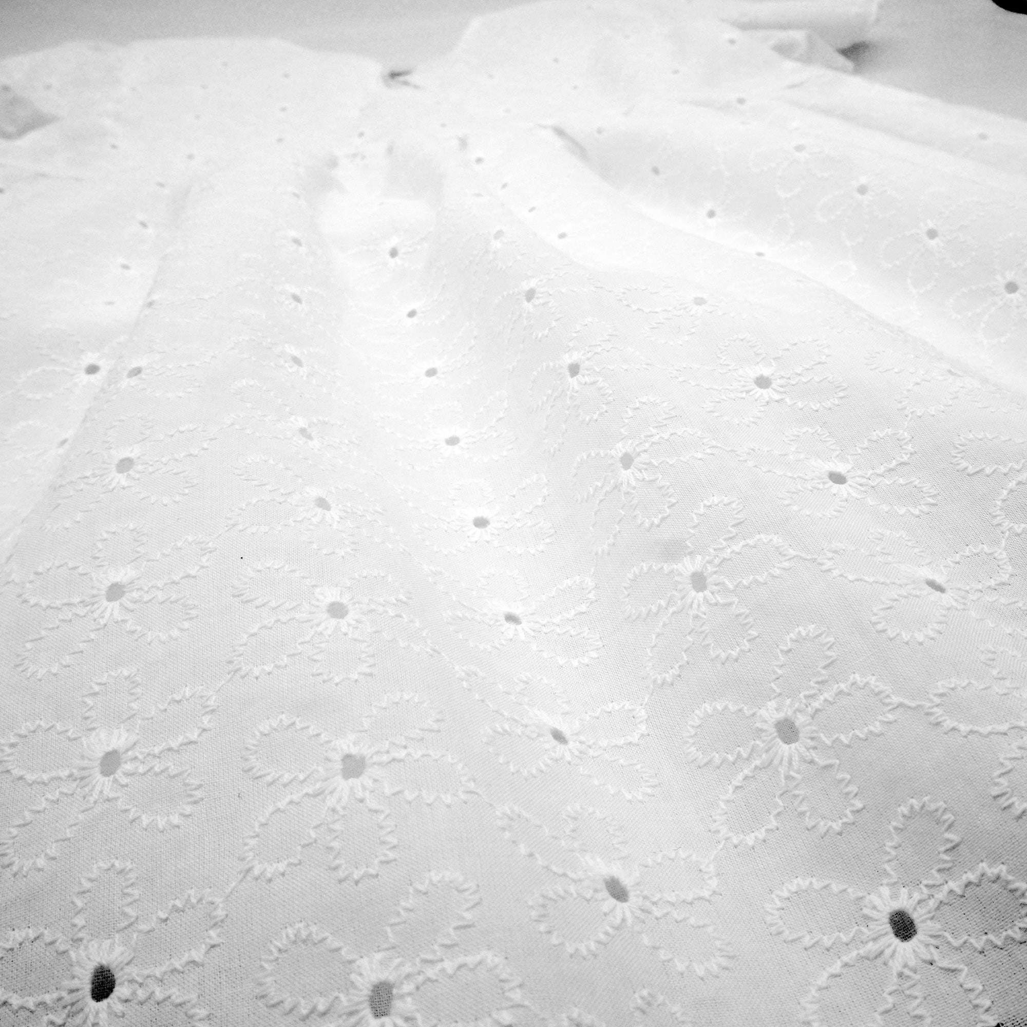 MAXIMO Blusenkleid 1 tlg. Schneeweiss, Blütenstickerei, Rundhalsausschnitt, Kleinkind, Mädchen