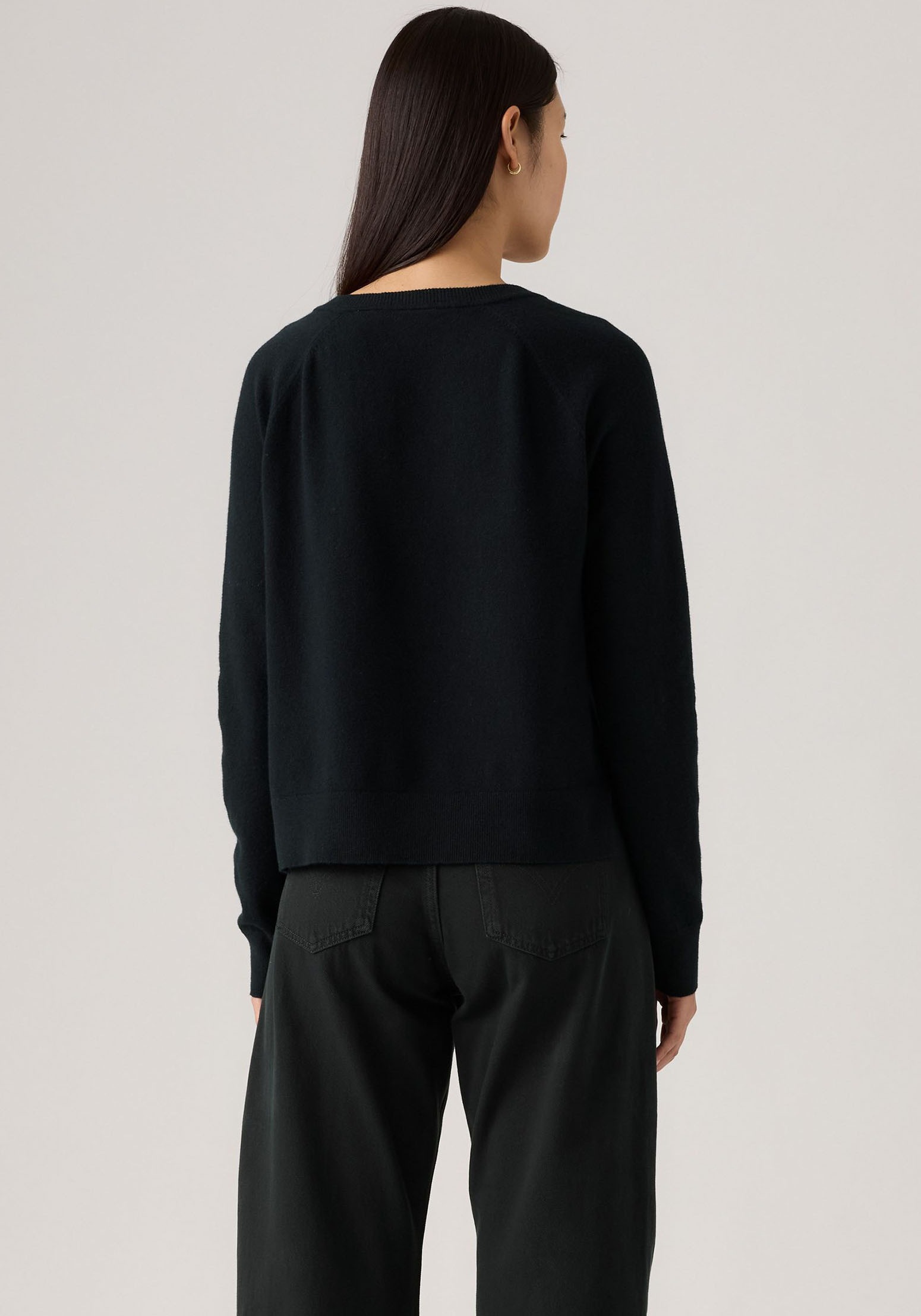 Levi's® V-Ausschnitt-Pullover »TARA SUPER SOFT V«, im Bund beidseitig mit kurzem Schlitz
