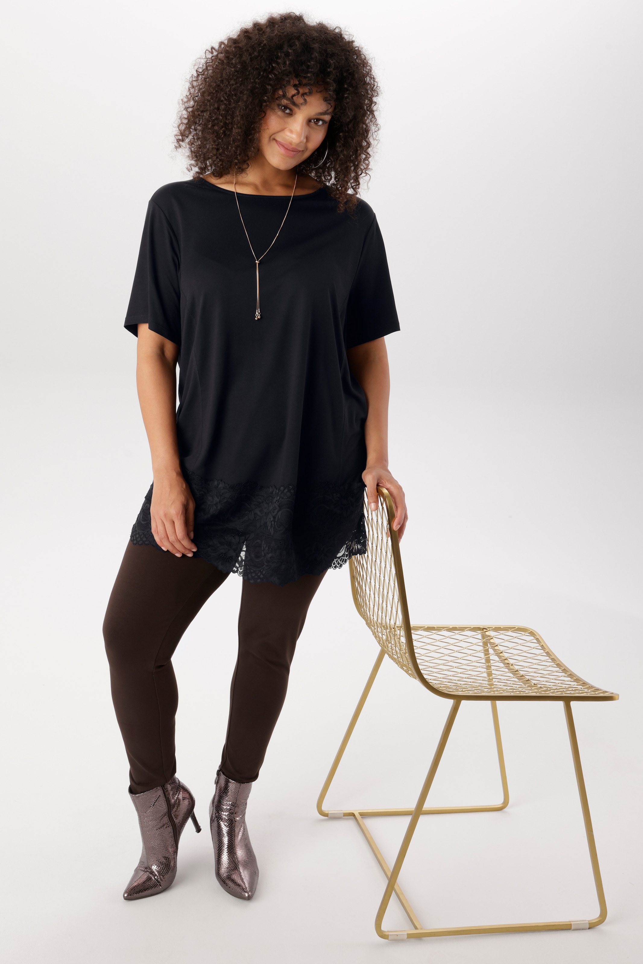 Aniston PLUS Chemise en dentelle avec pointe tendance à l'ourlet - NOUVELLE COLLECTION