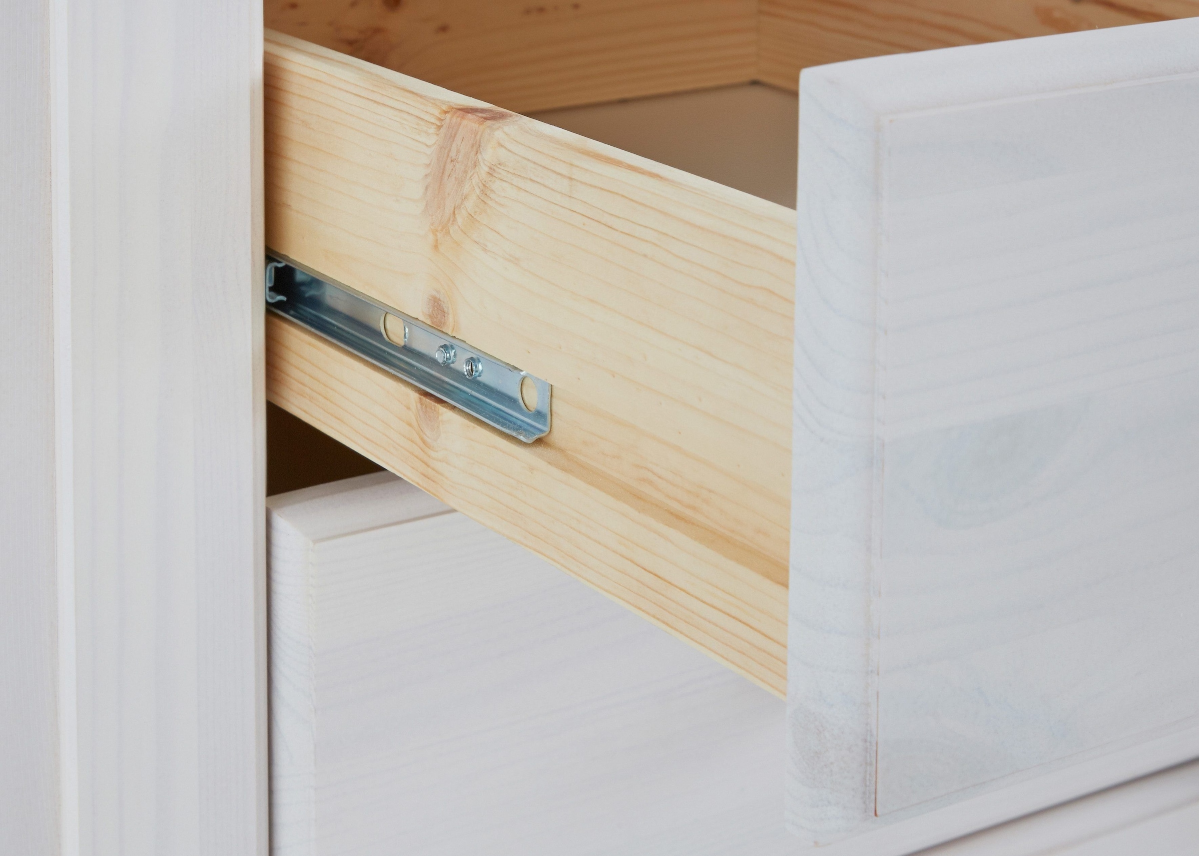 Home affaire Kleiderschrank »Adele«, (4 Breiten: 92/130/169/207 H/T ca. 191/54 cm), aus massiver Kiefer,Spiegel beim 4-und 5-trg.Schrank, Innenausstattung