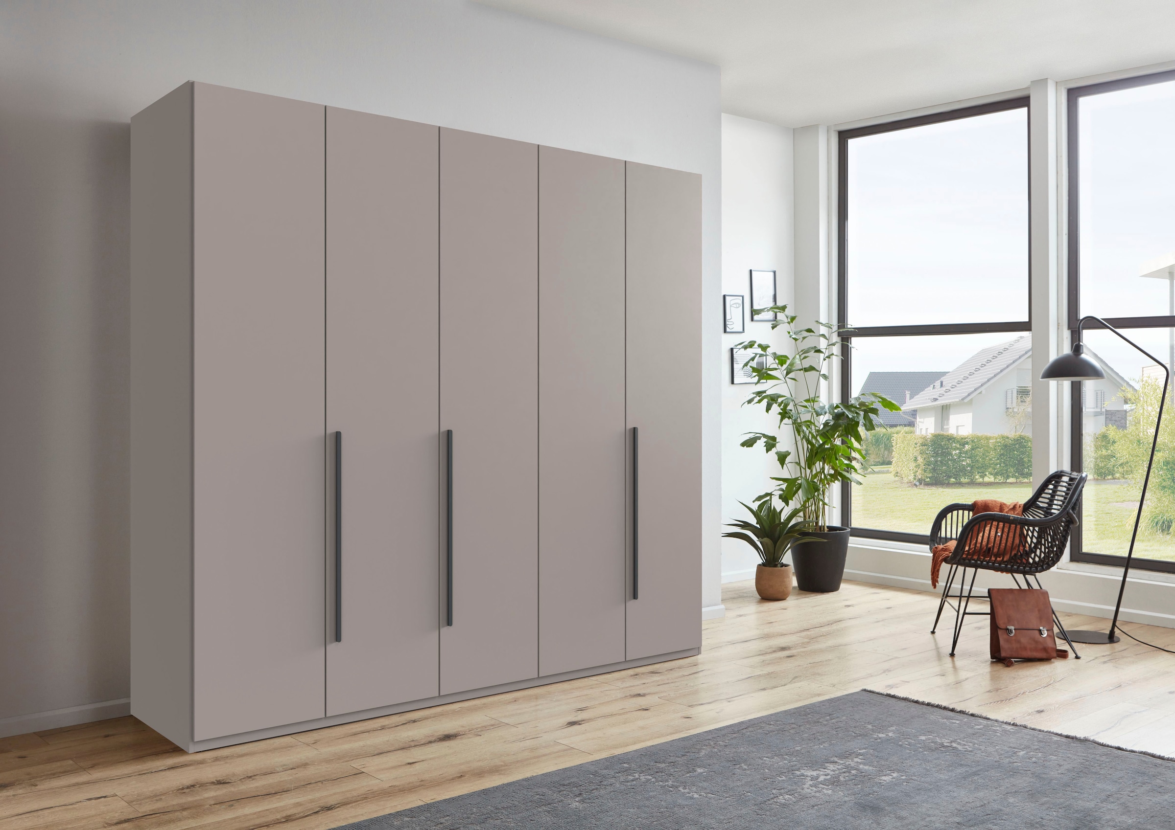 Image of Wimex Drehtürenschrank "Kleiderschrank London, in den Breiten 180cm, 225cm oder 270cm" mit verschiedenen Griffen in goldfarben, silberfarben oder schwarz, wahlweise mit Basic- oder Premium-Ausstattung erhältlich