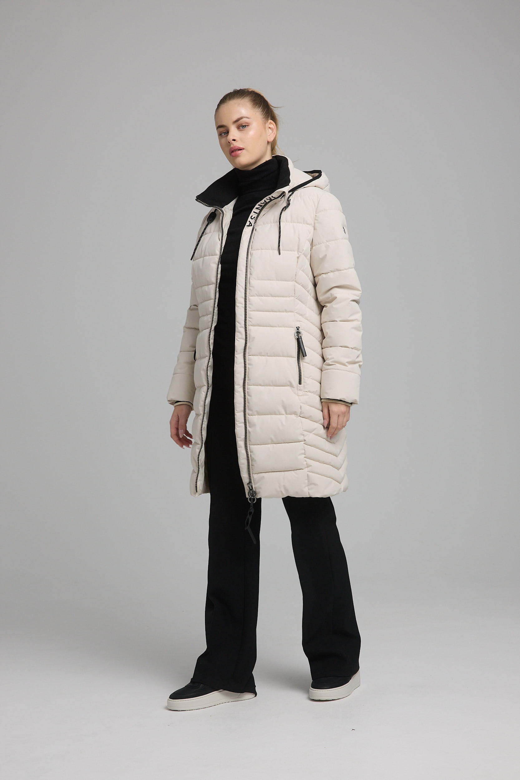 MANISA Steppmantel mit Stehkragen und Reissverschluss