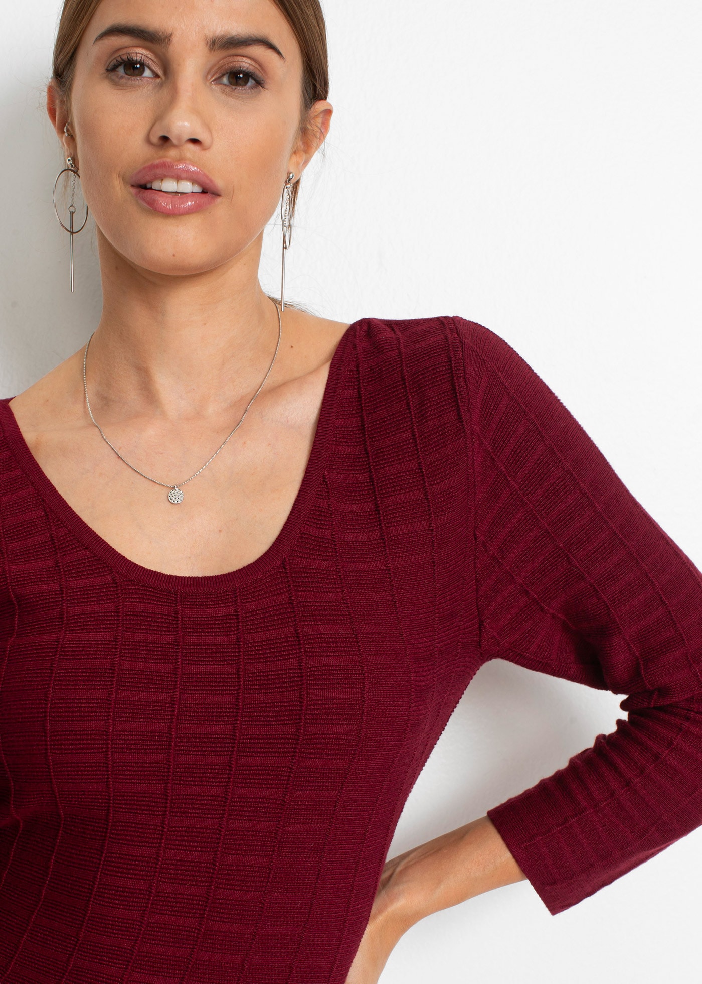 bonprix Strickkleid »Strickkleid aus fliessendem Viskose-Mix« Strickkleid aus fliessendem Viskose-Mix