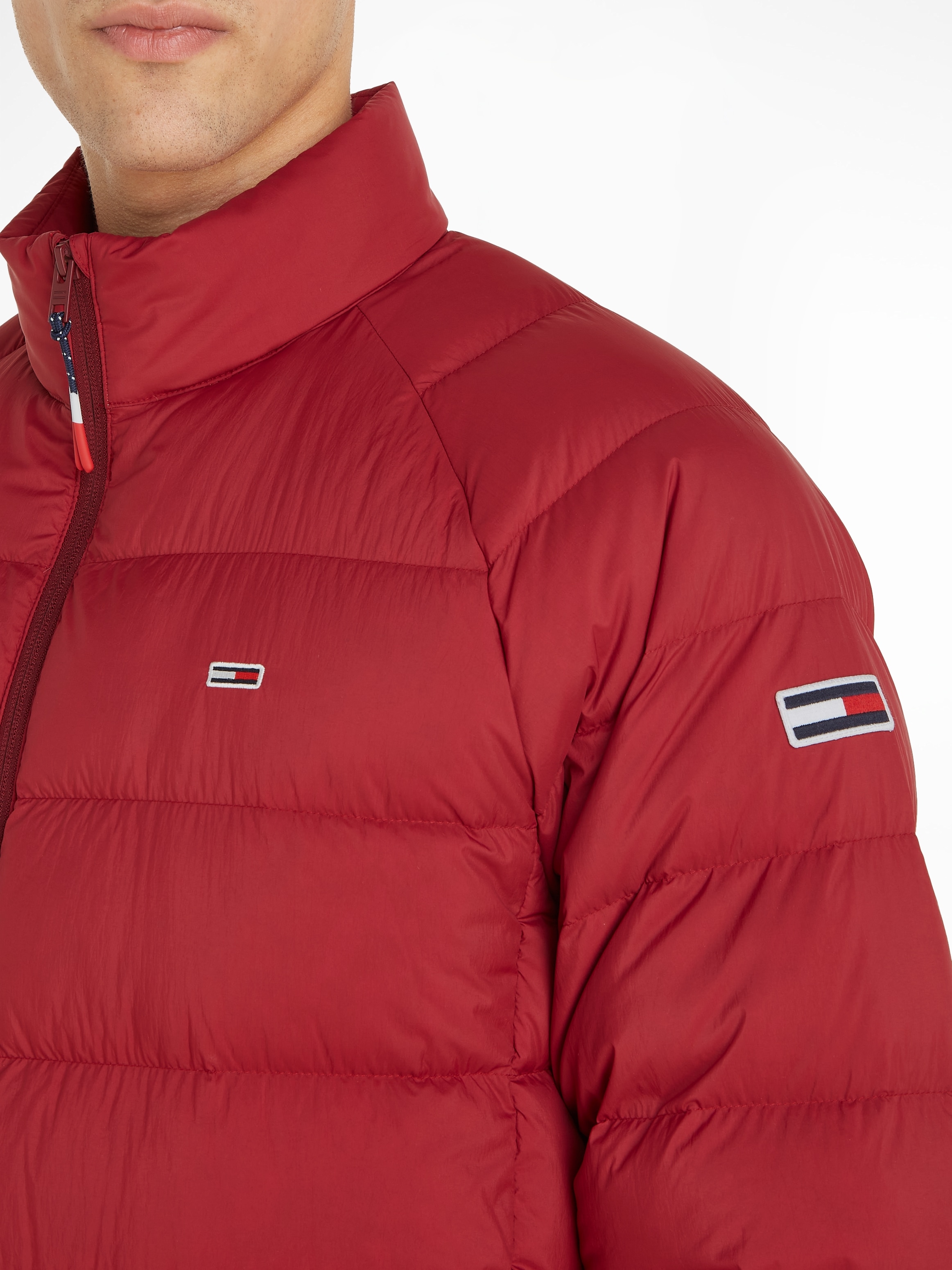 Tommy Jeans Daunenjacke »TJM LIGHT DOWN JACKET«, mit Logostickerei