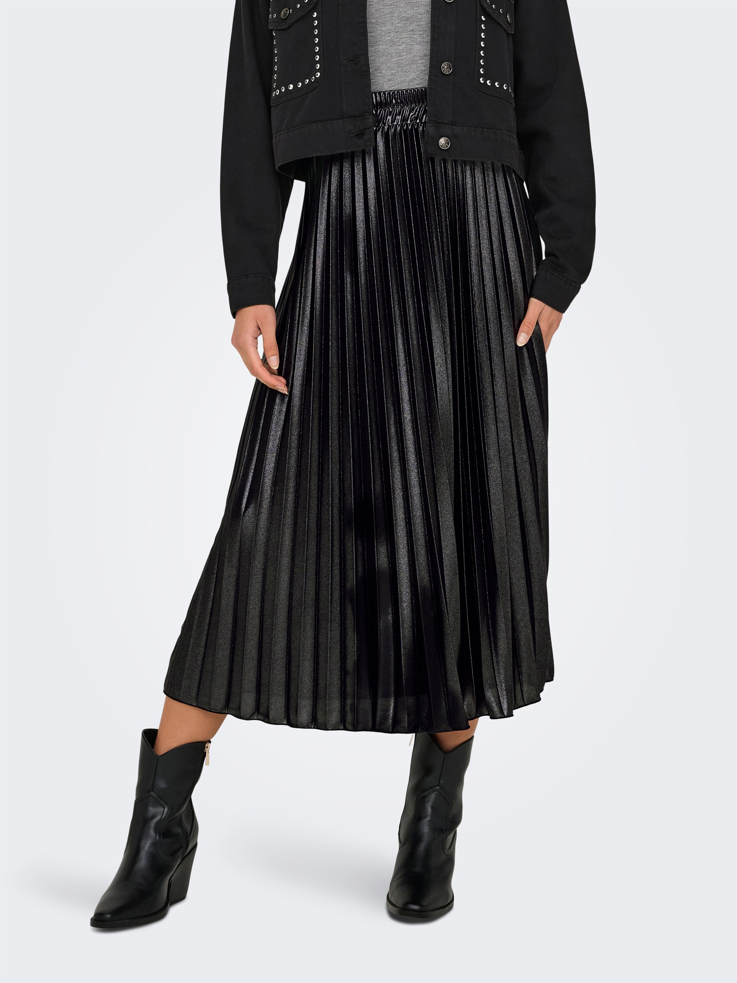 Image of ONLY Plisseerock "ONLLYON PLEATED SHINE SKIRT JRS NOOS"