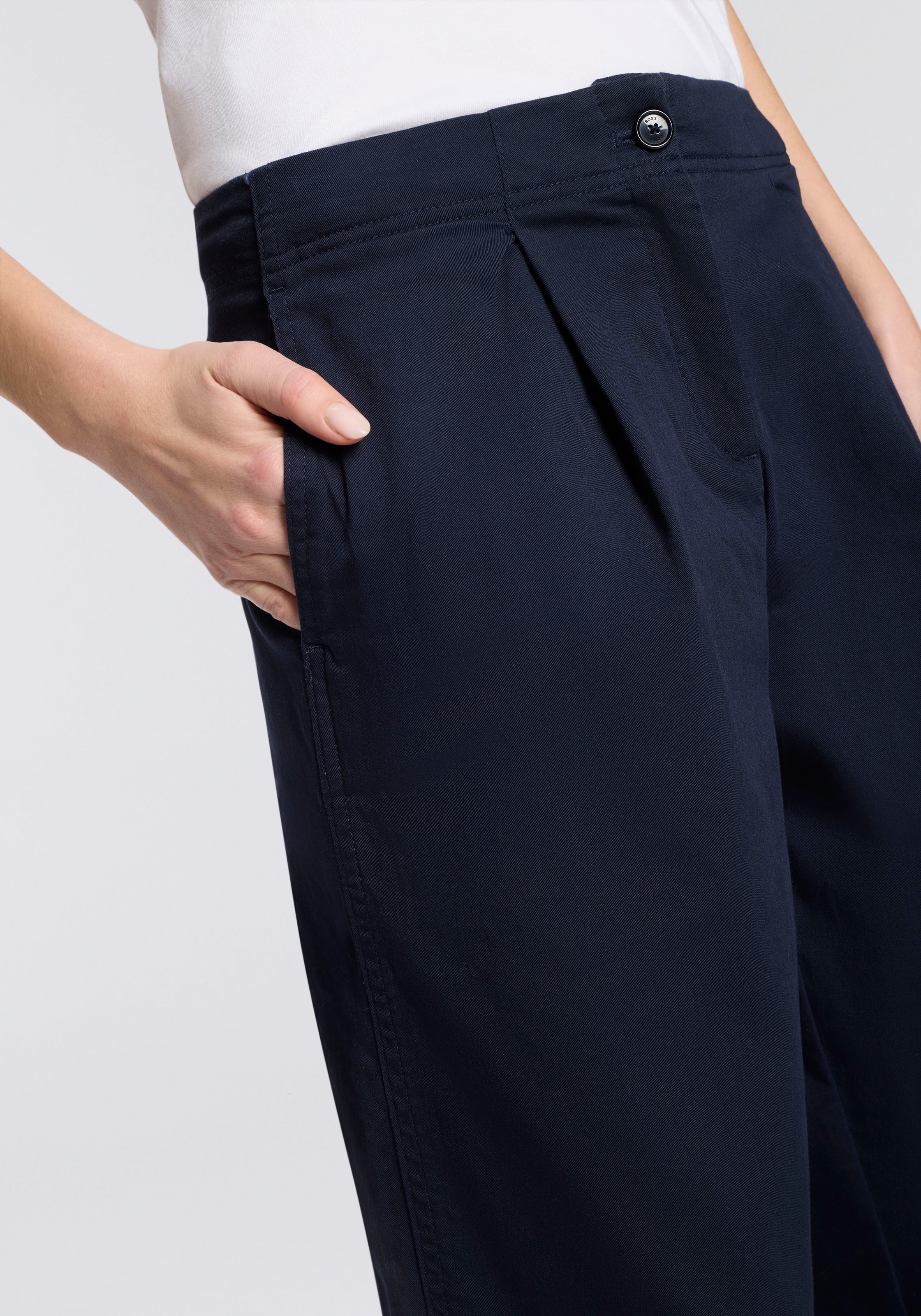 BOSS ORANGE Chinos »Taquina Premium Damenmode«  in lockerer Passform, Barrel Fit