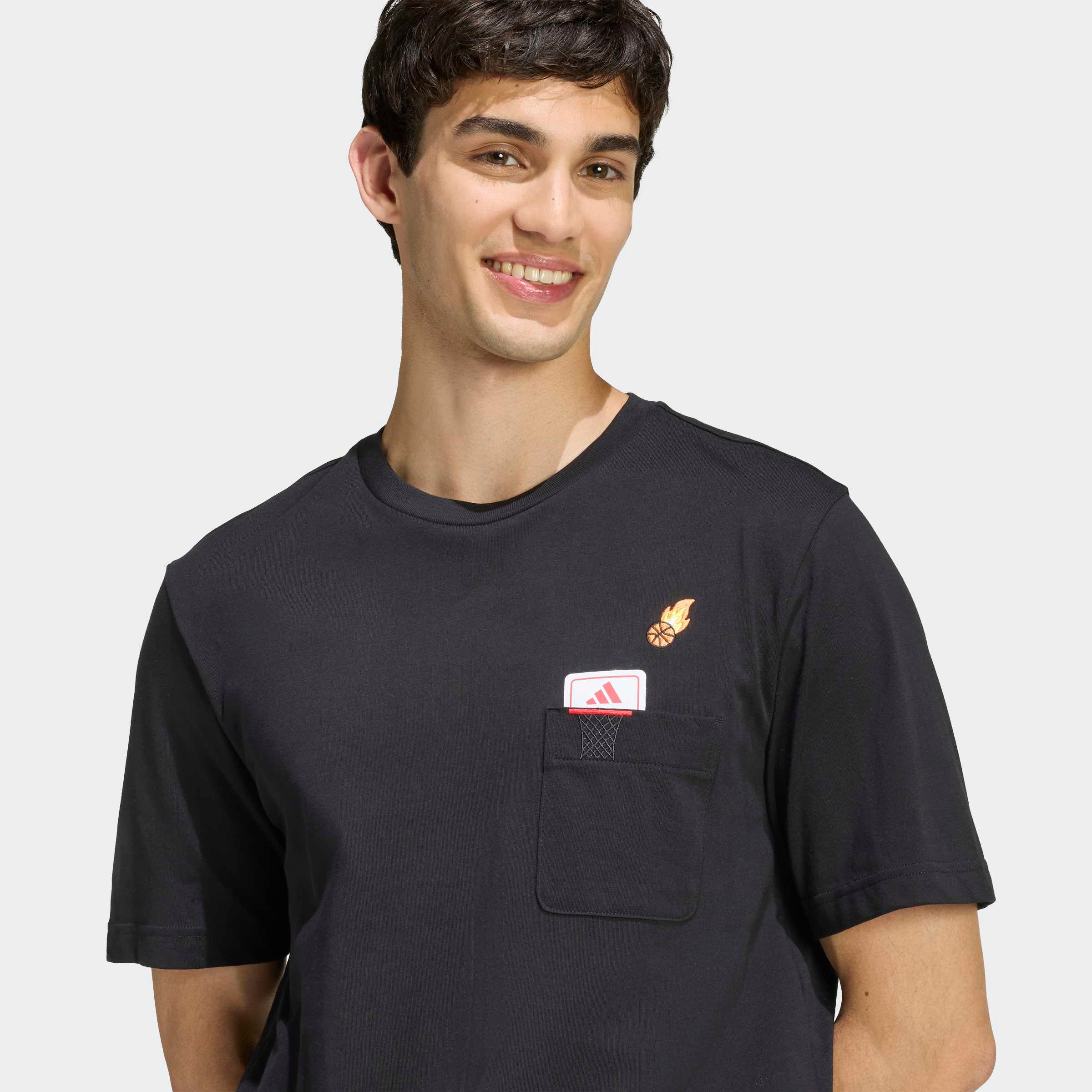 adidas Sportswear T-shirt »MINI EMBROIDERY GRAPHIC«