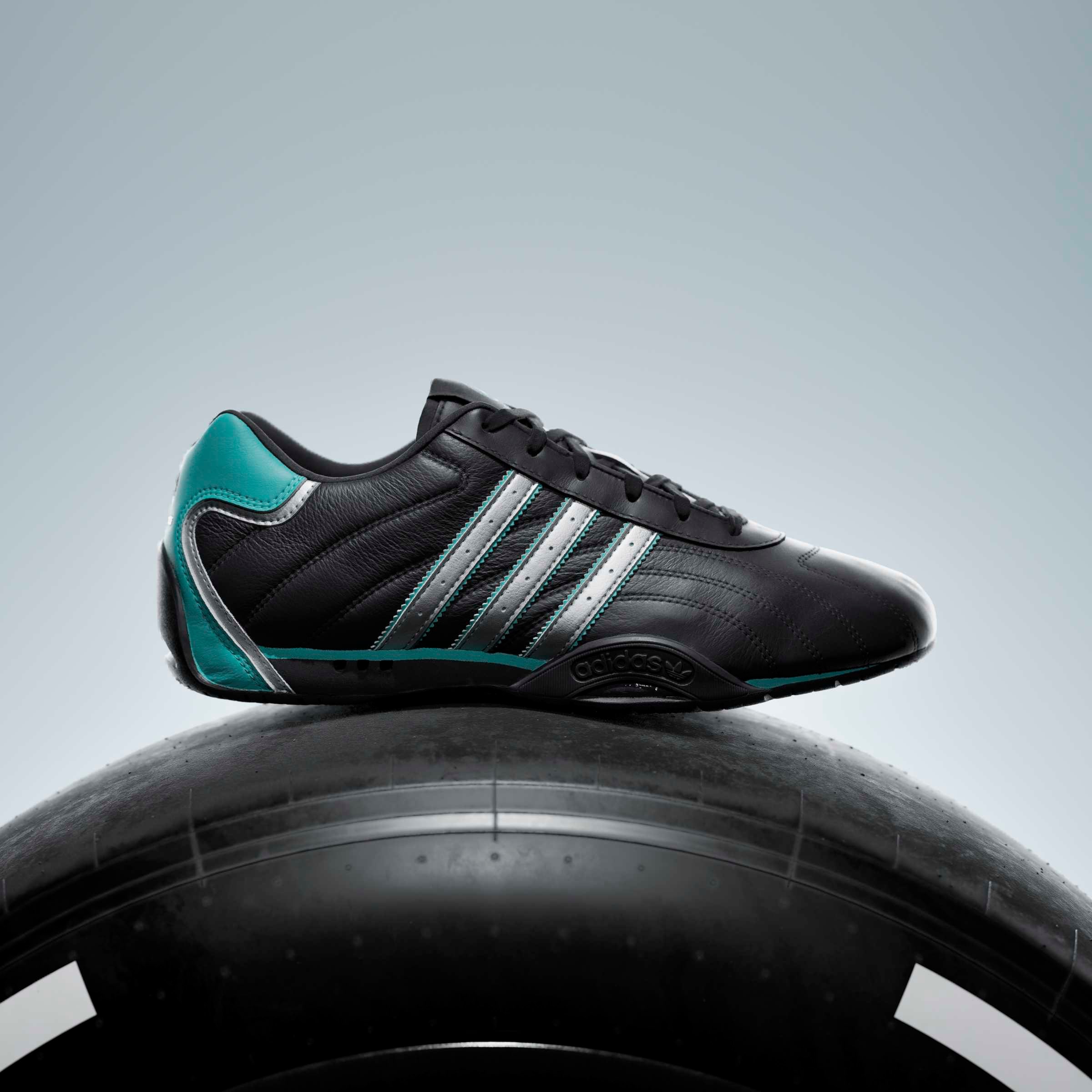adidas Performance Sneakers »ADIRACER LO MERCEDES AMG PETRONAS F1 TEAM«