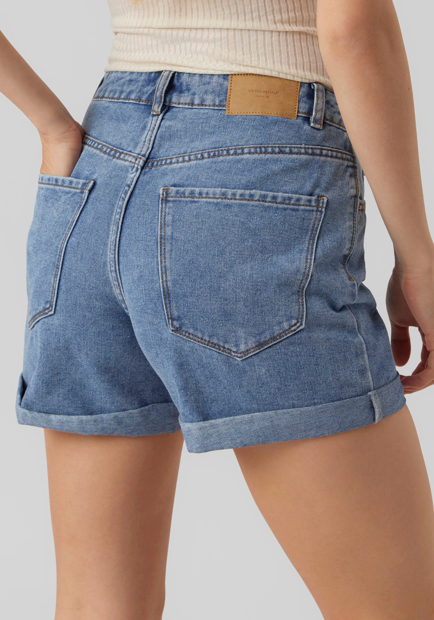 Vero Moda Short en jean »VMZURI HR LOOSE SHORTS MIX NOOS«