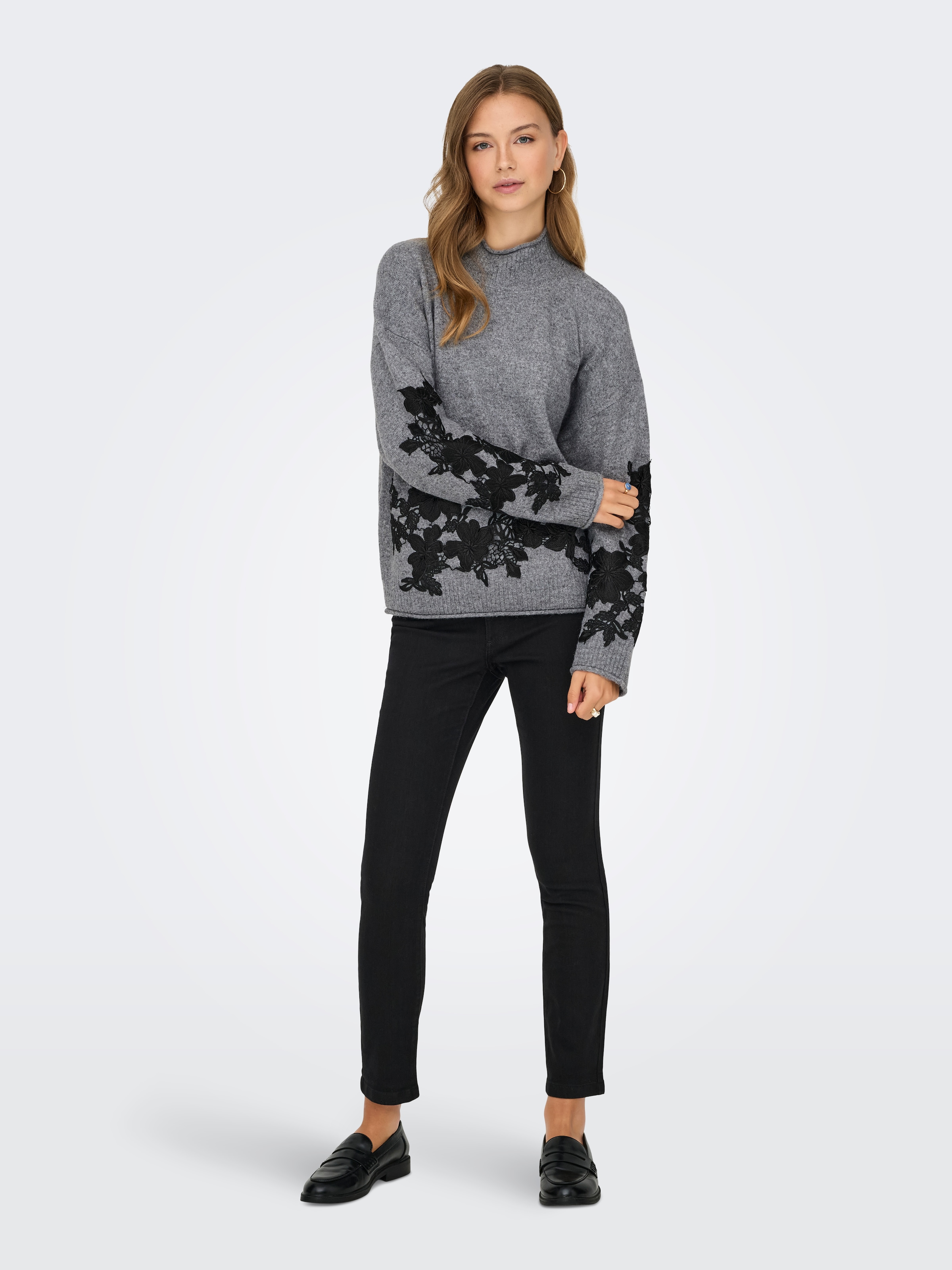 ONLY Pull en tricot »ONLLISA LS HIGHNECK DETAIL EX KNT« mit Stickerei
