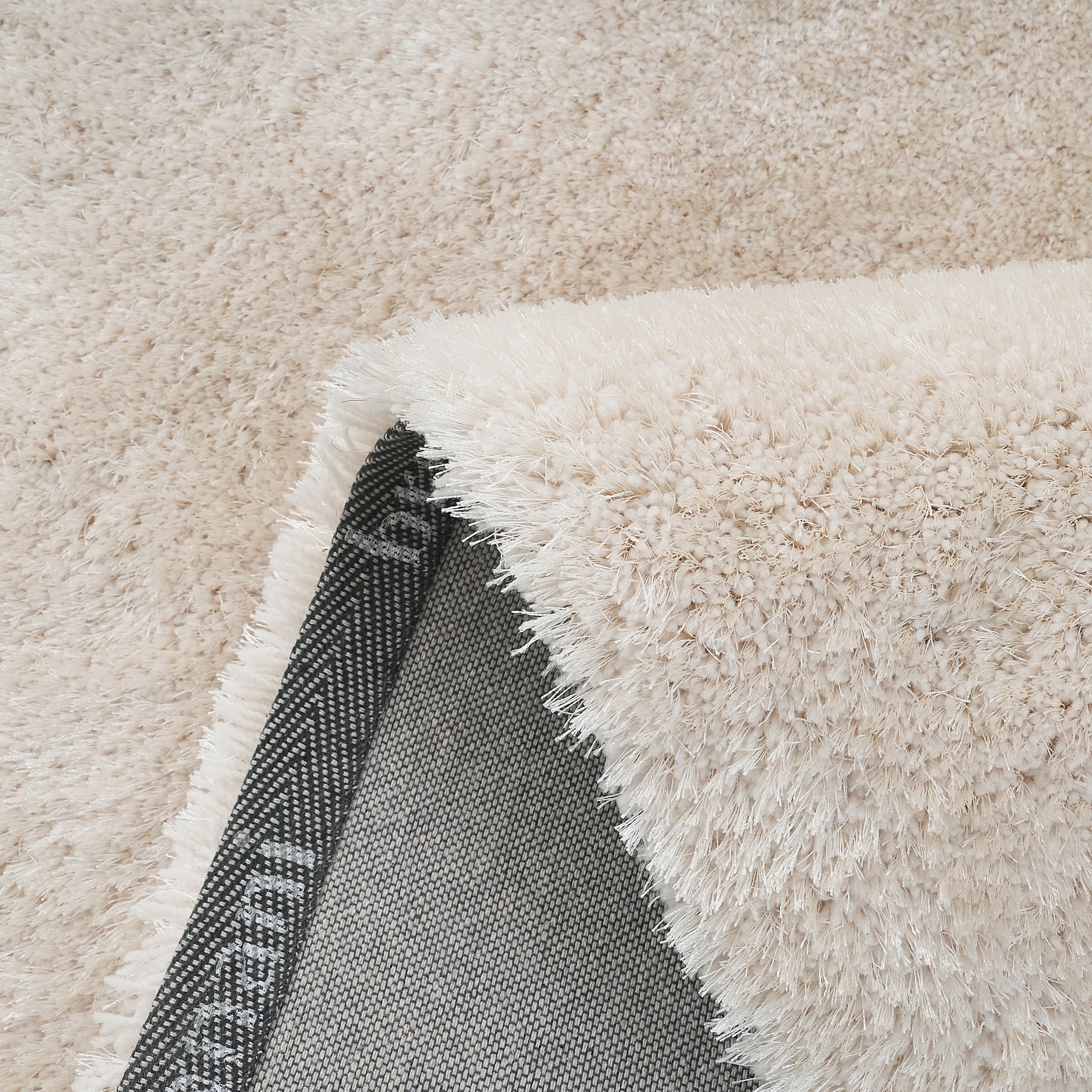 Bruno Banani Teppich »Dana Teppich, besonders weich und kuschelig, Kundenliebling«, rechteckig, 30 mm Höhe, uni, Mikrofaser Teppiche, Wohnzimmer, Schlafzimmer, Esszimmer