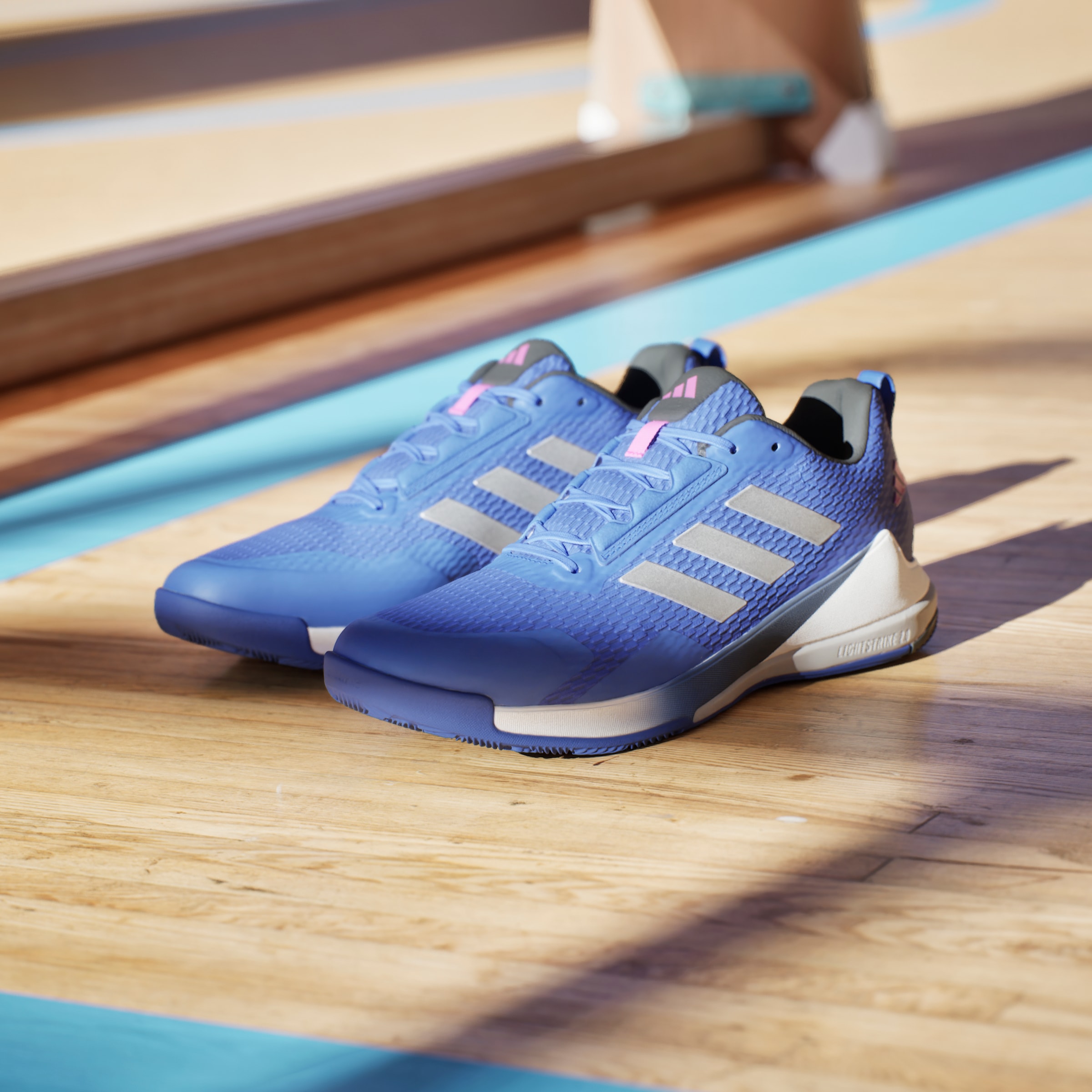 adidas Performance Indoorschuh »NOVAFLIGHT 2 INDOOR«, besonders geeignet für Volleyball