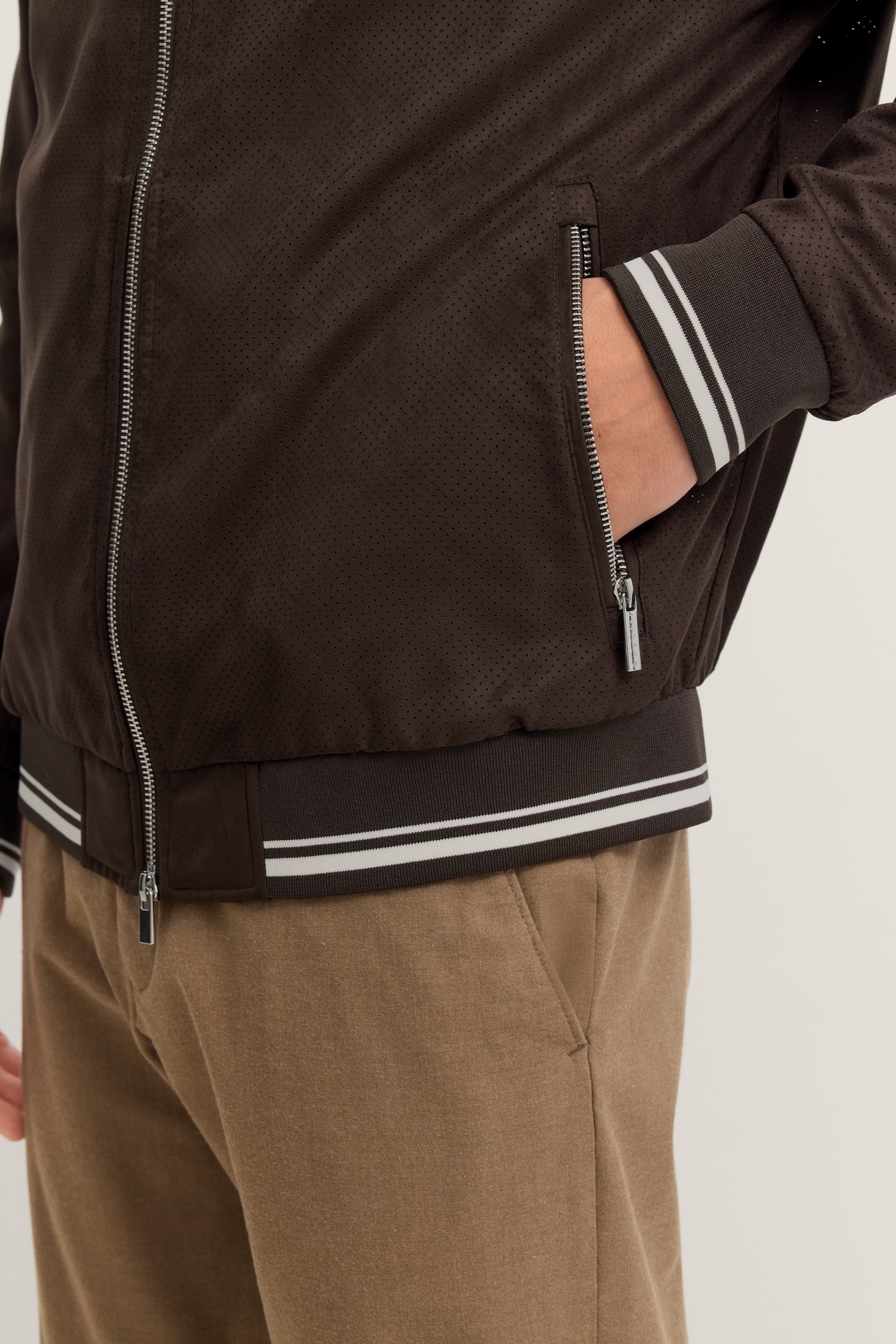 bugatti Veste collège »Regular Fit« wasserabweisend trotz leicht perforiertem Oberstoff