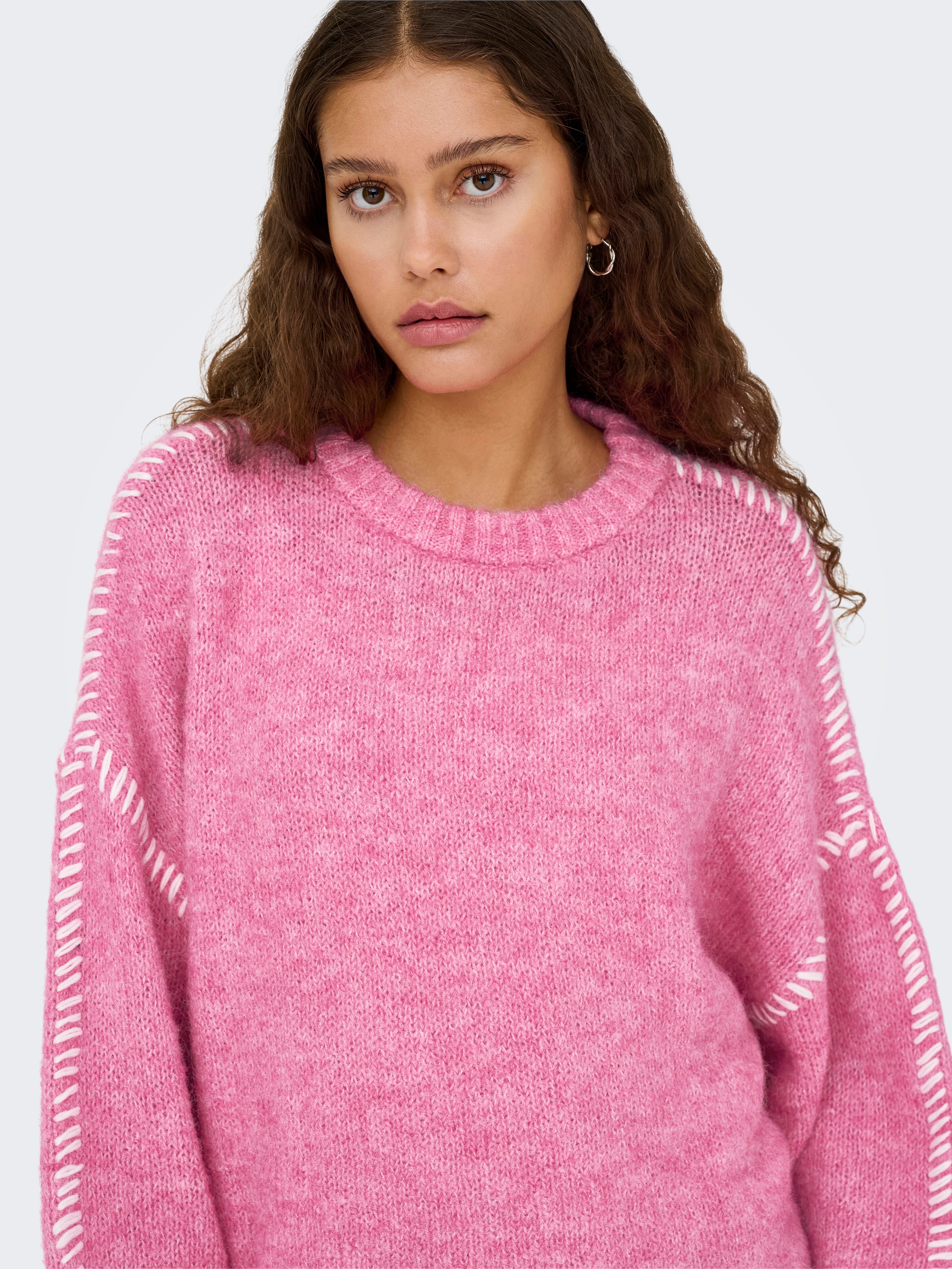 JDY Pull à col rond »JDYZOEY LIFE L/S ON STITCH PULL KNT NOOS« avec coutures décoratives