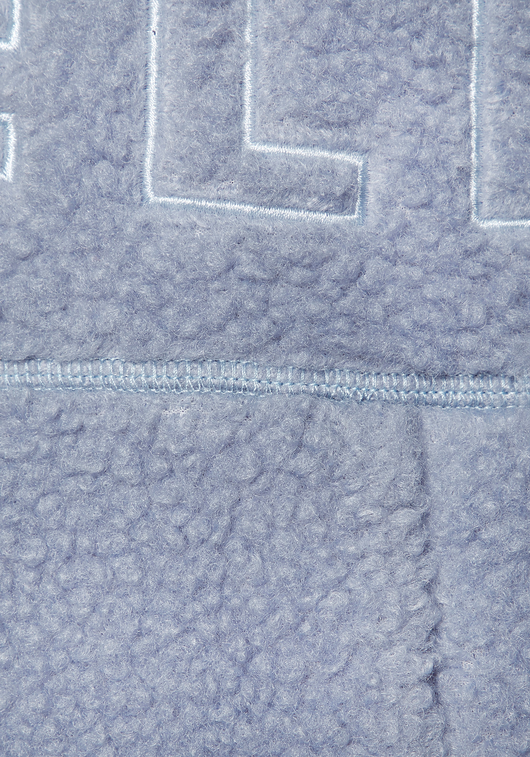 Elbsand mit grosser Schriftzug-Stickerei