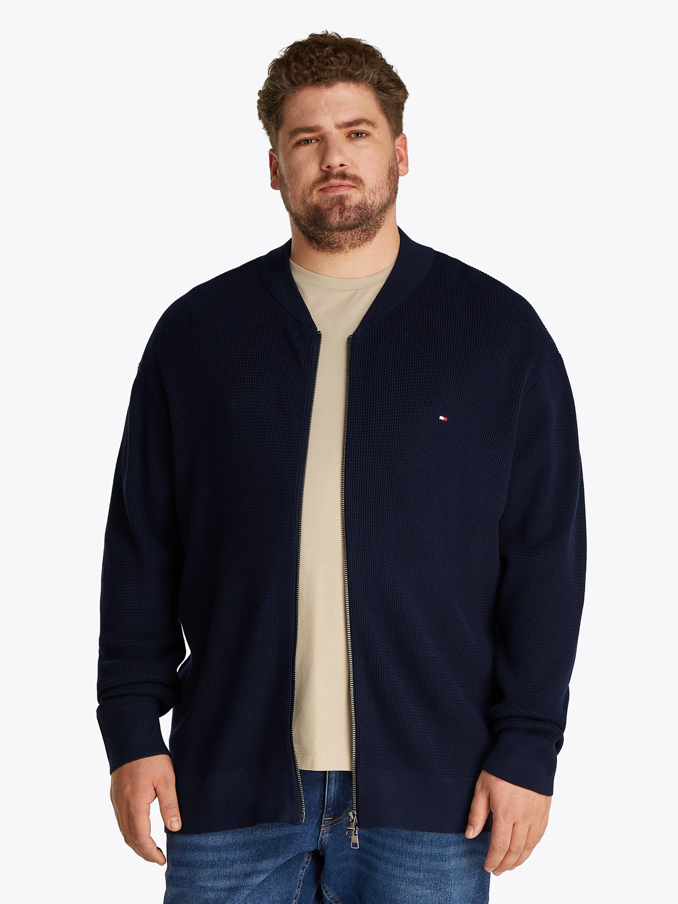 TOMMY HILFIGER Big & Tall Strickjacke »BT-RACKING STRUCTURE BASEBALL-B«, Grosse Grössen, mit feiner Struktur