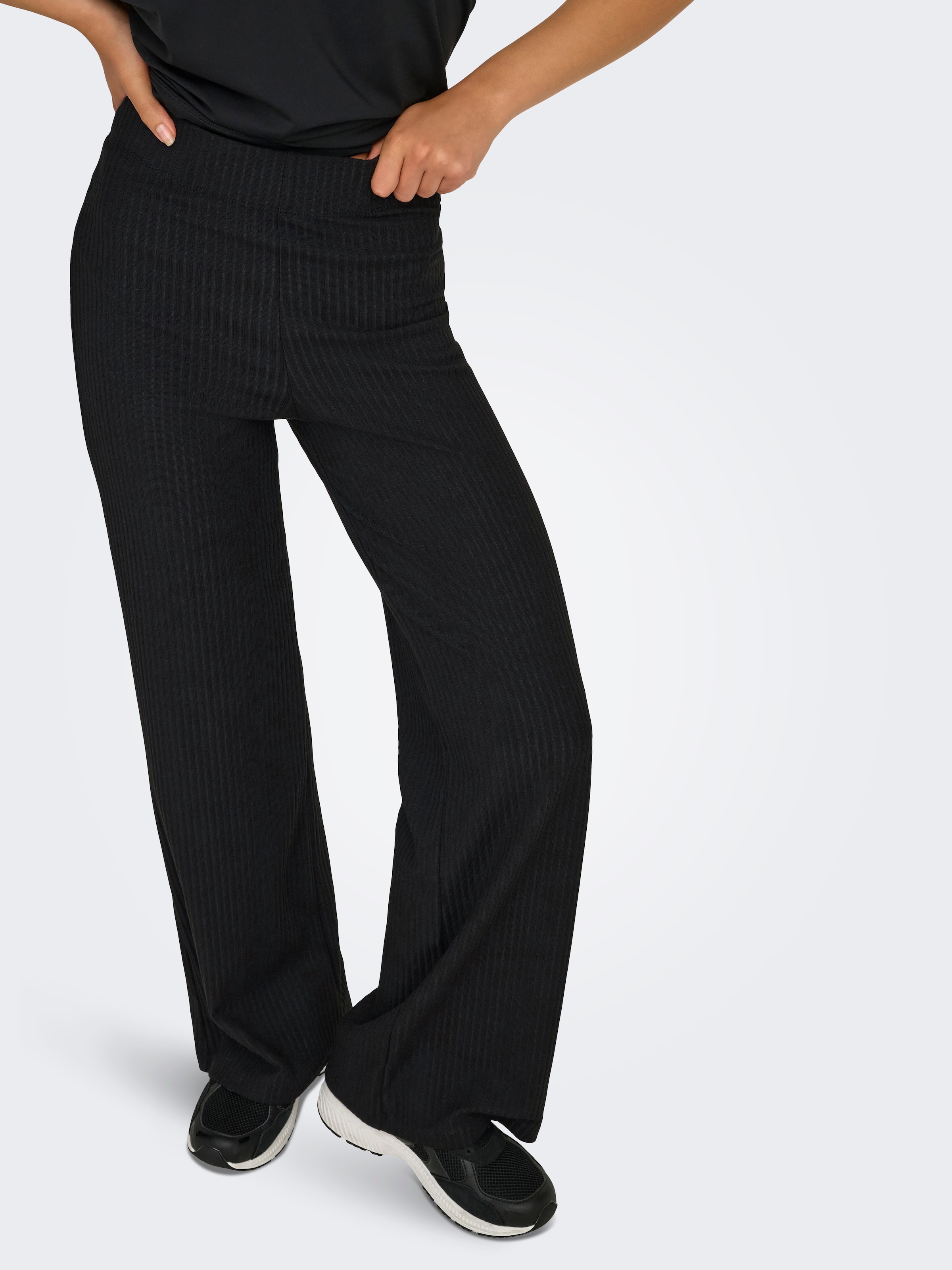 Image of ONLY Play Loungehose "ONPSEREN HW RIB STR PNT NOOS"