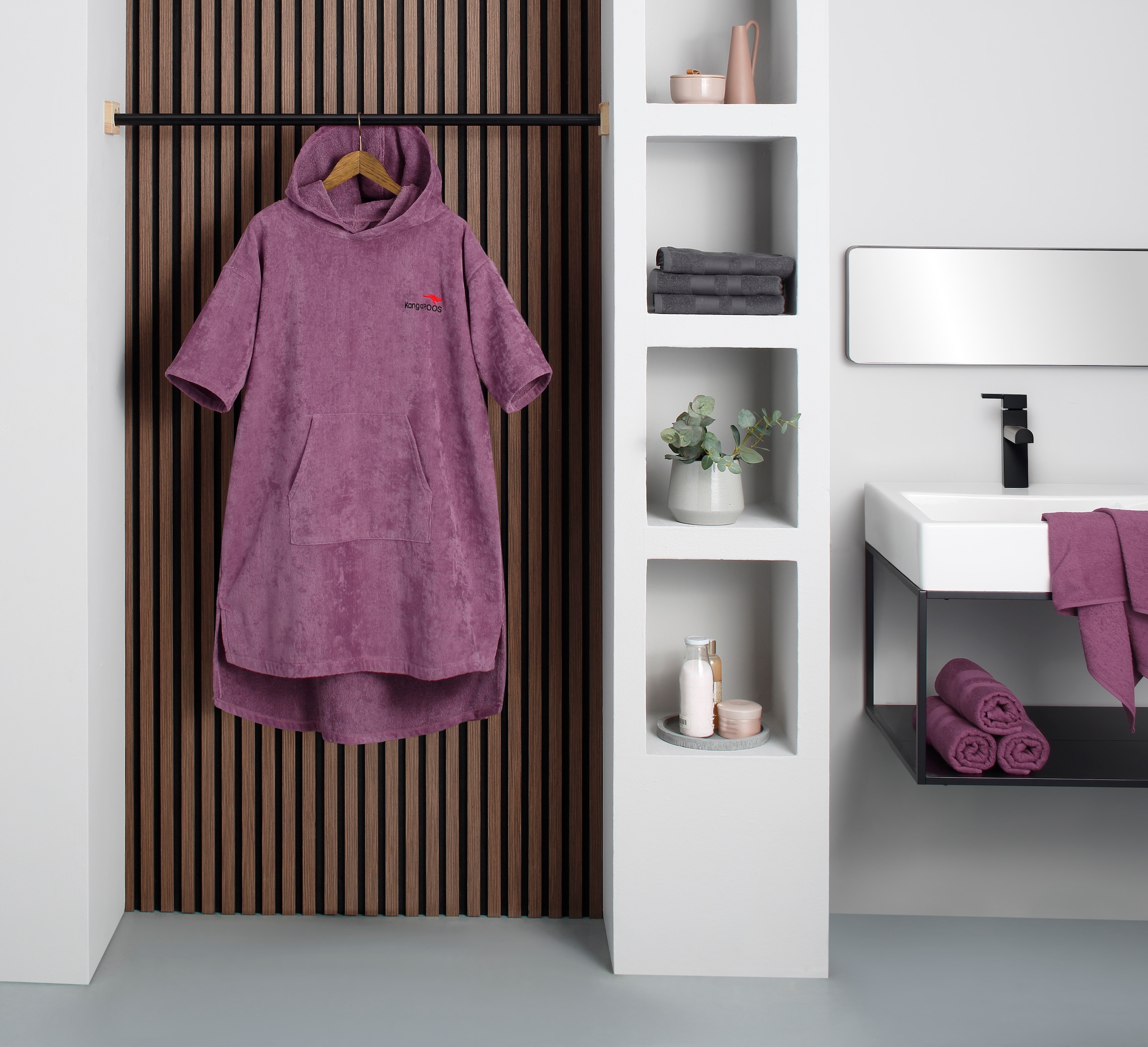 KangaROOS Badeponcho »Summer, ideal für Sauna, Spa & im Urlaub, Damen & Herren« 1 Stk. tlg., Surfponcho, mit Bauchtasche, 100% Baumwolle, Frottee